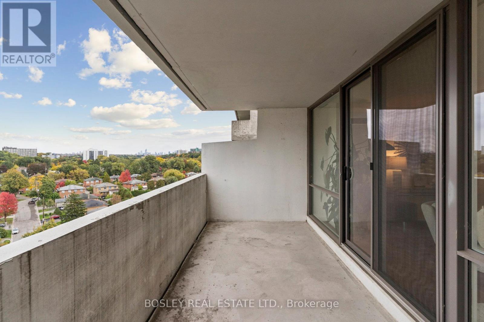 1108 - 250 Scarlett Road, Toronto, Ontario  M6N 4X5 - Photo 28 - W12479408