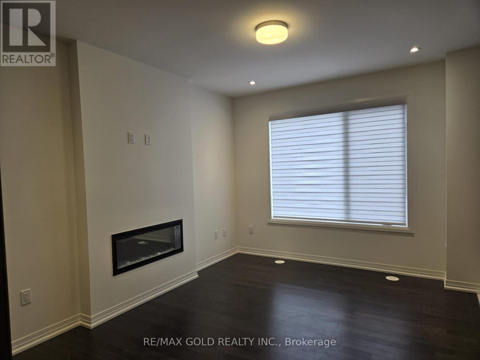 25 Moosehead Drive, Brampton, Ontario  L7A 5L9 - Photo 11 - W12479415