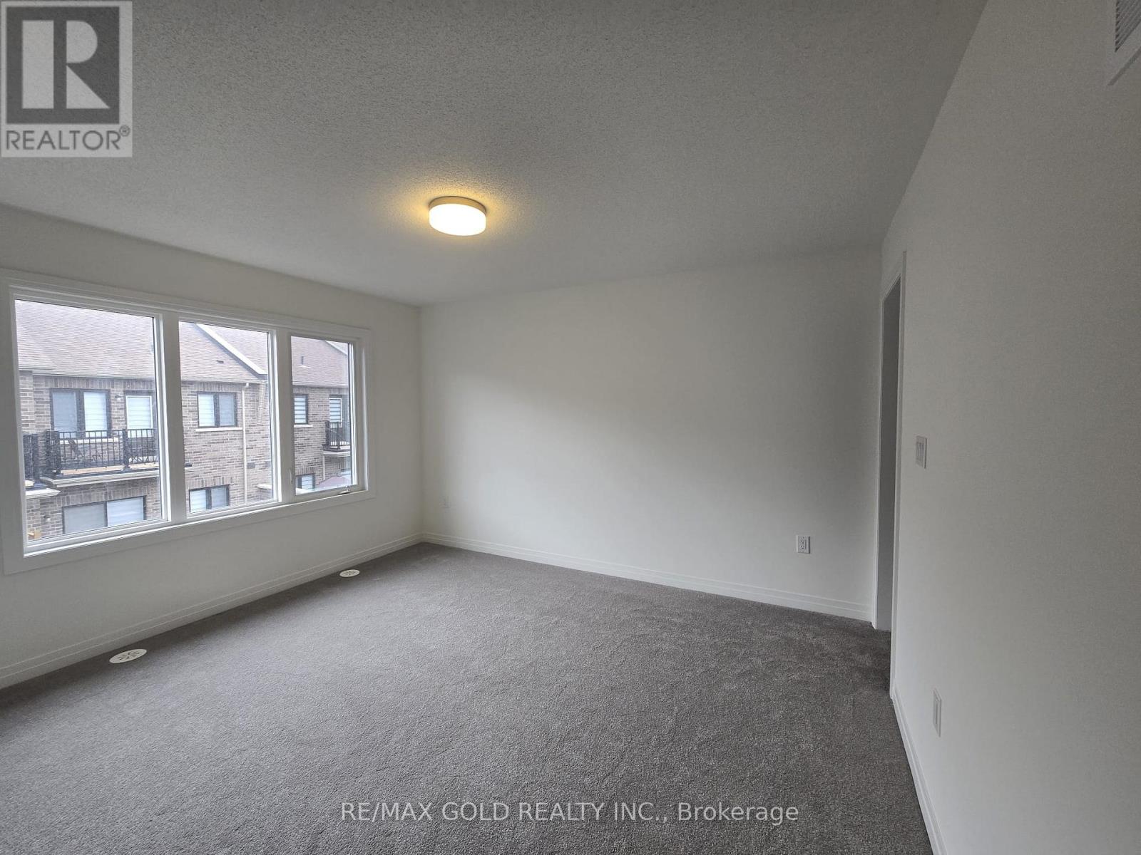 25 Moosehead Drive, Brampton, Ontario  L7A 5L9 - Photo 21 - W12479415