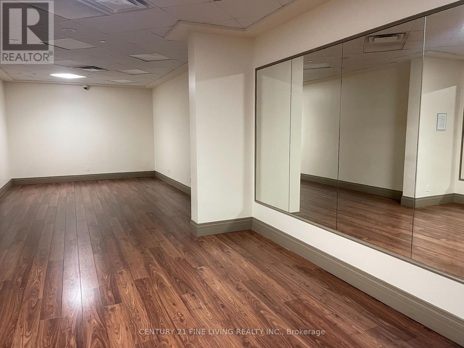 61 Heintzman Street, Toronto, Ontario  M6P 2J7 - Photo 3 - W12479423