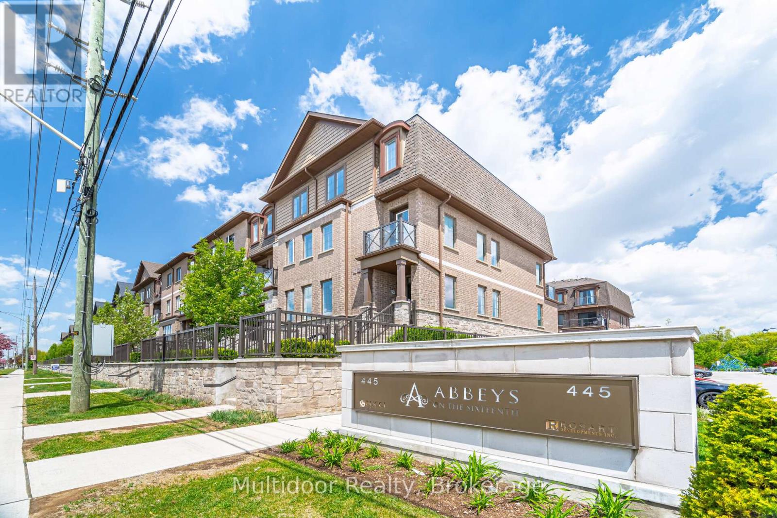 52 - 445 ONTARIO STREET S, Milton, Ontario