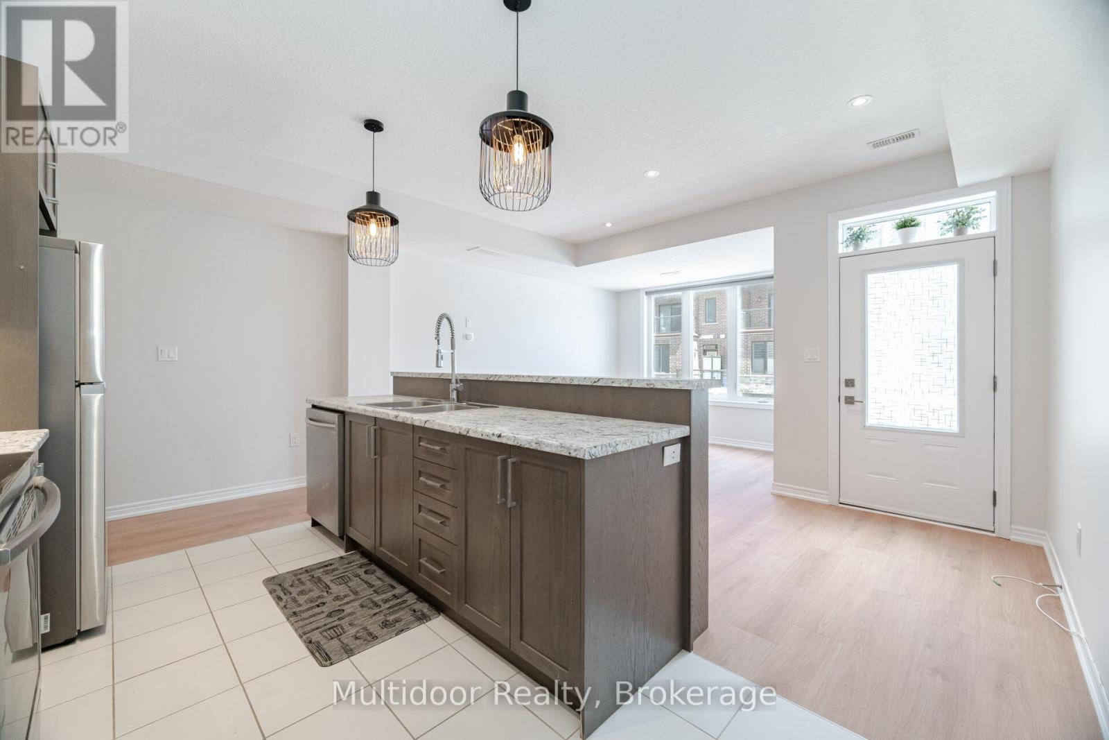 52 - 445 Ontario Street S, Milton, Ontario  L9T 9K4 - Photo 5 - W12479425