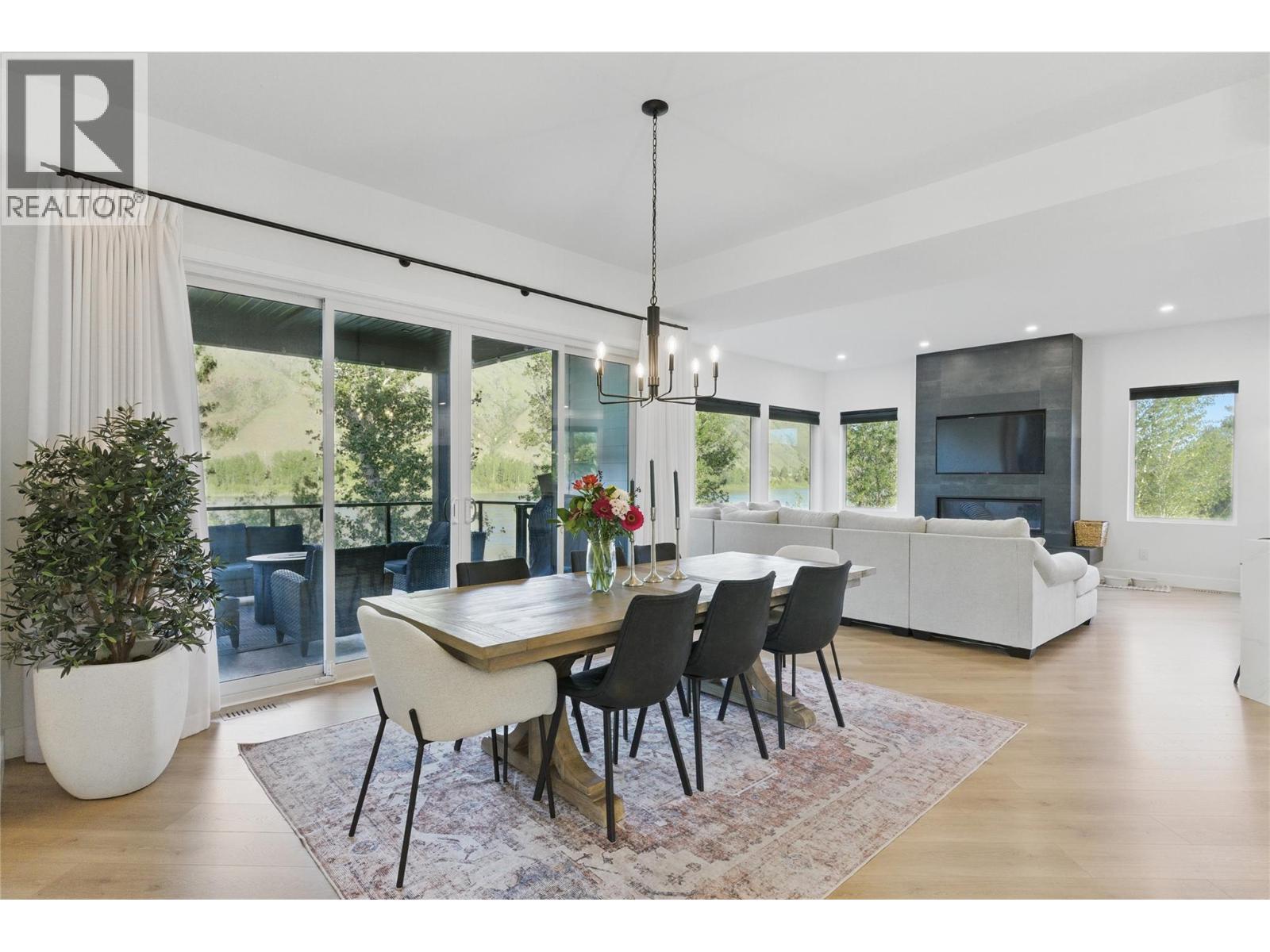 2744 Beachmount Crescent, Kamloops, British Columbia  V2B 0E6 - Photo 12 - 10366625