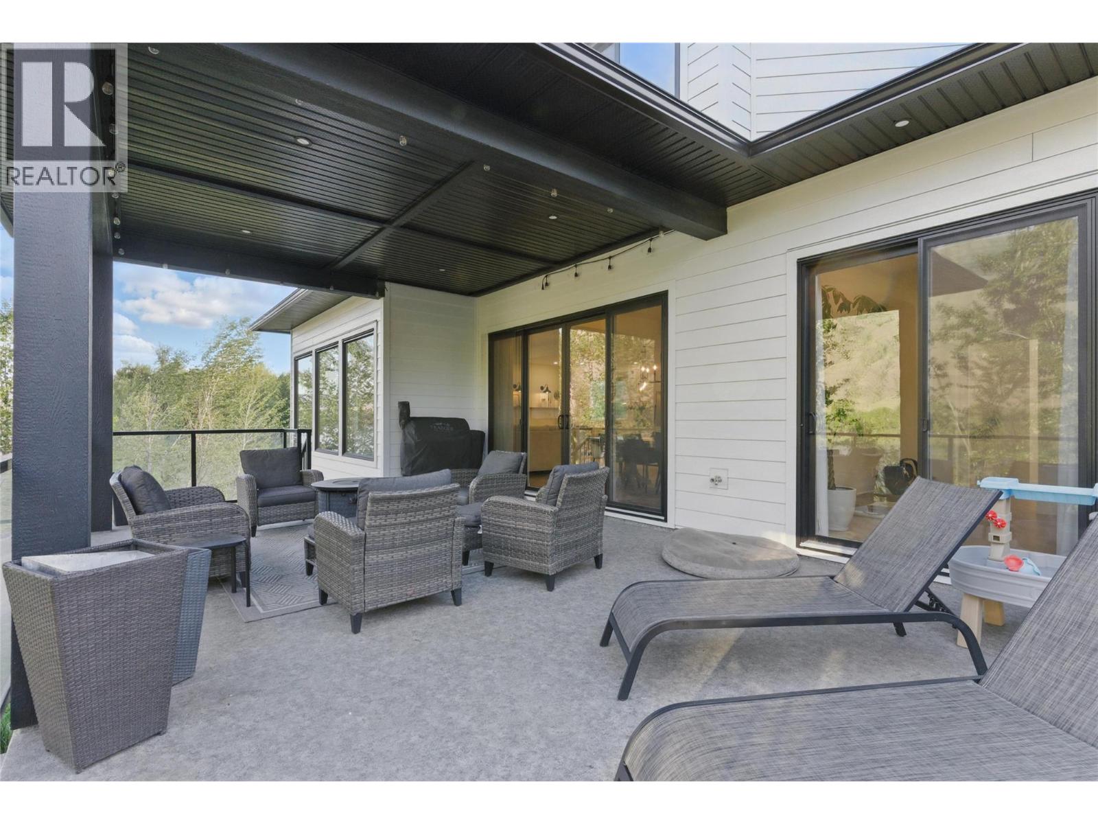 2744 Beachmount Crescent, Kamloops, British Columbia  V2B 0E6 - Photo 32 - 10366625