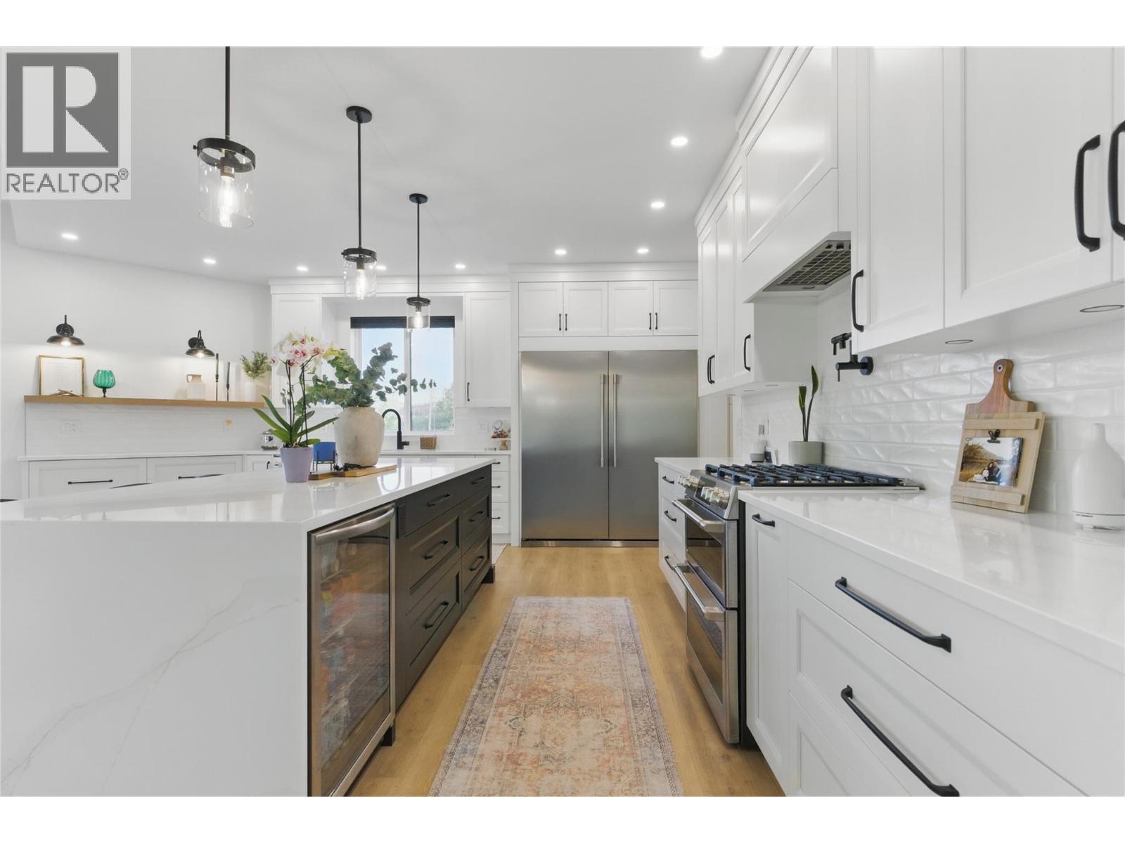 2744 Beachmount Crescent, Kamloops, British Columbia  V2B 0E6 - Photo 10 - 10366625