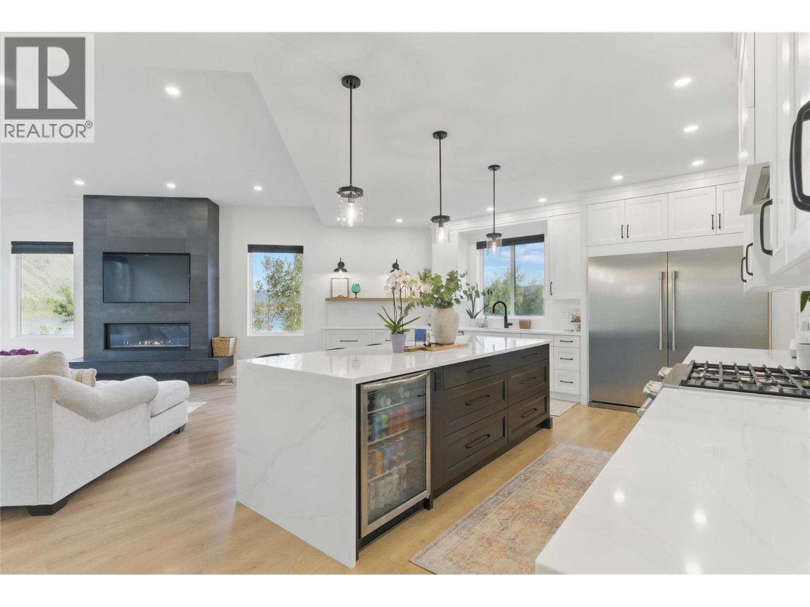 2744 Beachmount Crescent, Kamloops, British Columbia  V2B 0E6 - Photo 11 - 10366625