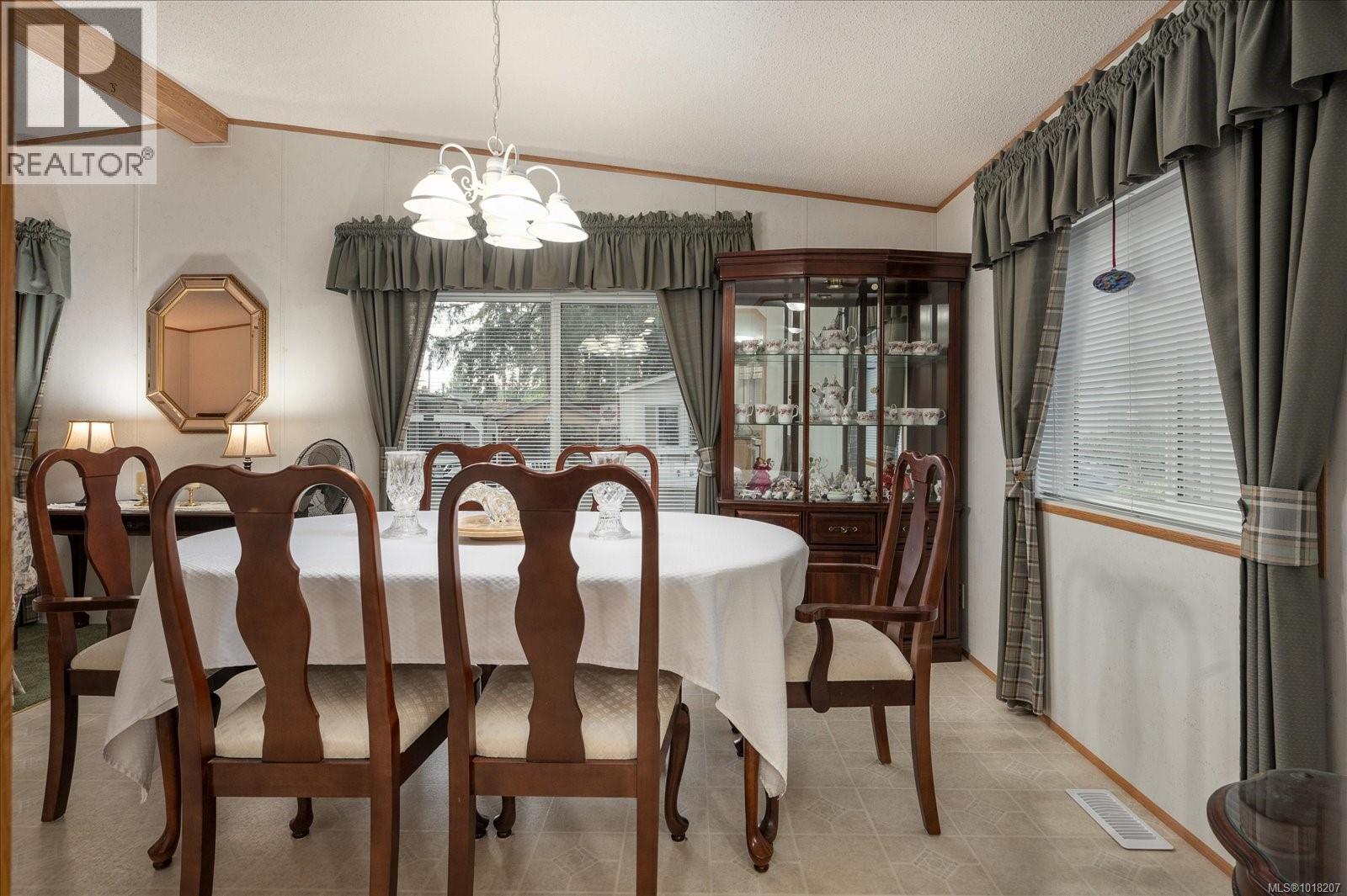 20 1247 Arbutus Rd, Parksville, British Columbia  V9P 1R3 - Photo 6 - 1018207