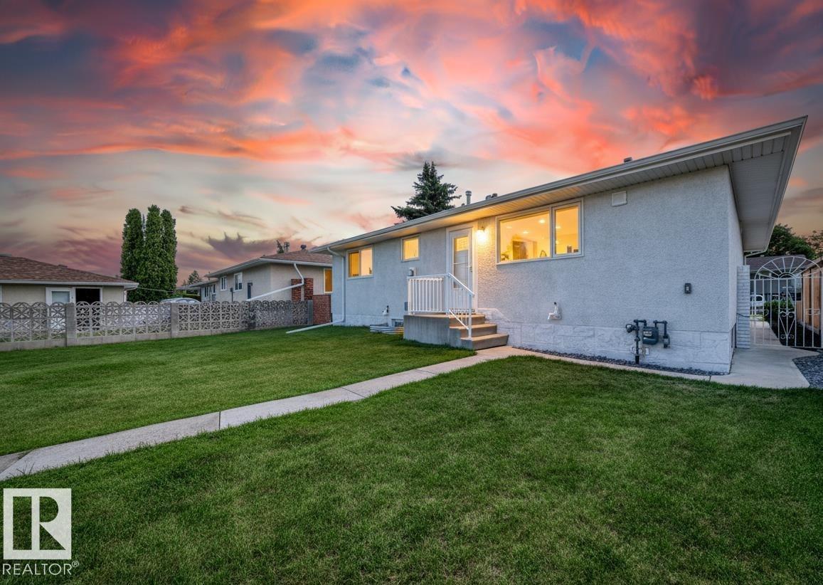 15016 88 St Nw, Edmonton, Alberta  T5E 5T5 - Photo 3 - E4463271