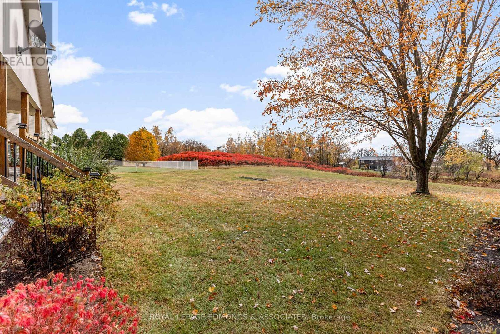 17 Minto Street, Whitewater Region, Ontario  K0J 1C0 - Photo 44 - X12479445