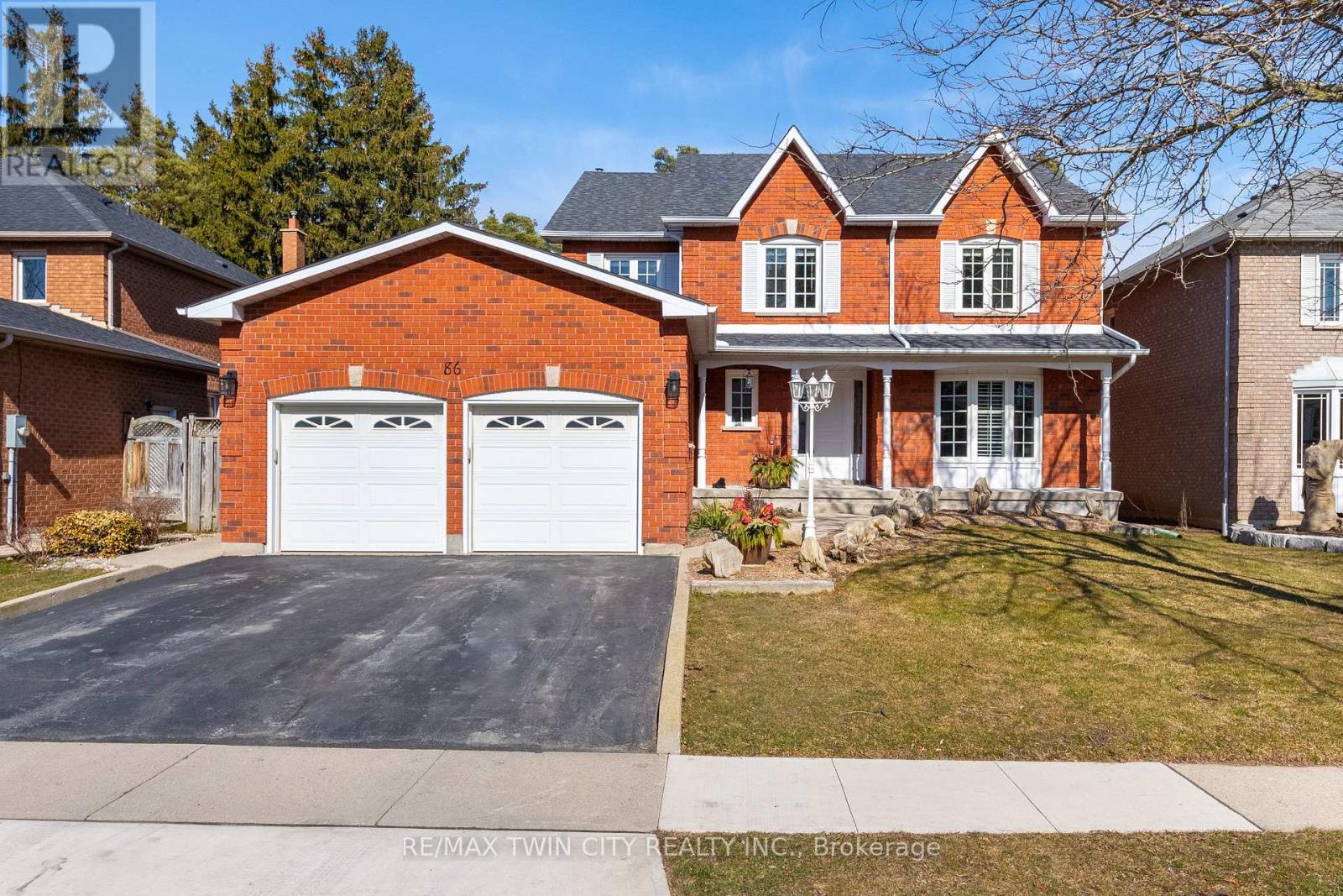 86 Santa Maria Drive, Cambridge, Ontario  N1R 8A2 - Photo 2 - X12479406