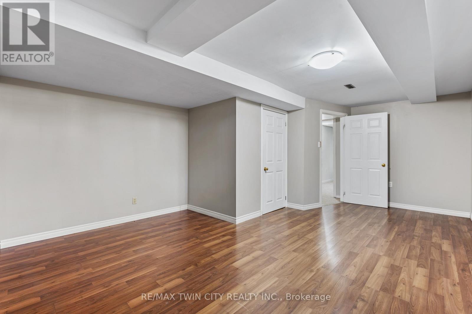 86 Santa Maria Drive, Cambridge, Ontario  N1R 8A2 - Photo 41 - X12479406