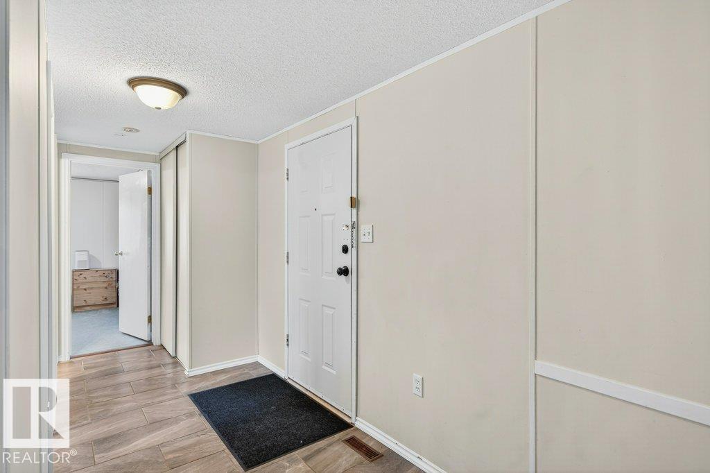 #1226 West View Ri Nw, Edmonton, Alberta  T5S 1T6 - Photo 4 - E4463273
