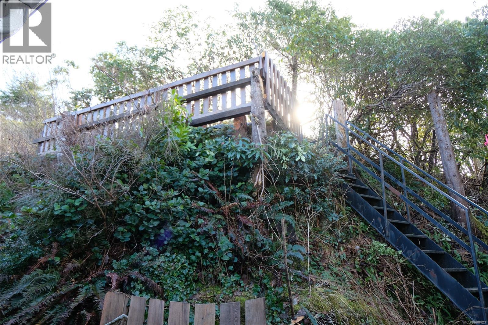 520 Malon Lane, Tofino, British Columbia  V0R 2Z0 - Photo 23 - 988423