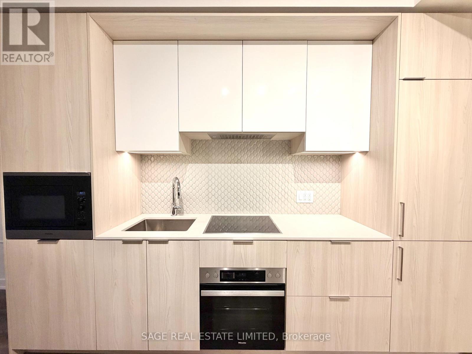 306 - 123 Portland Street, Toronto, Ontario  M5V 0V9 - Photo 10 - C12479443