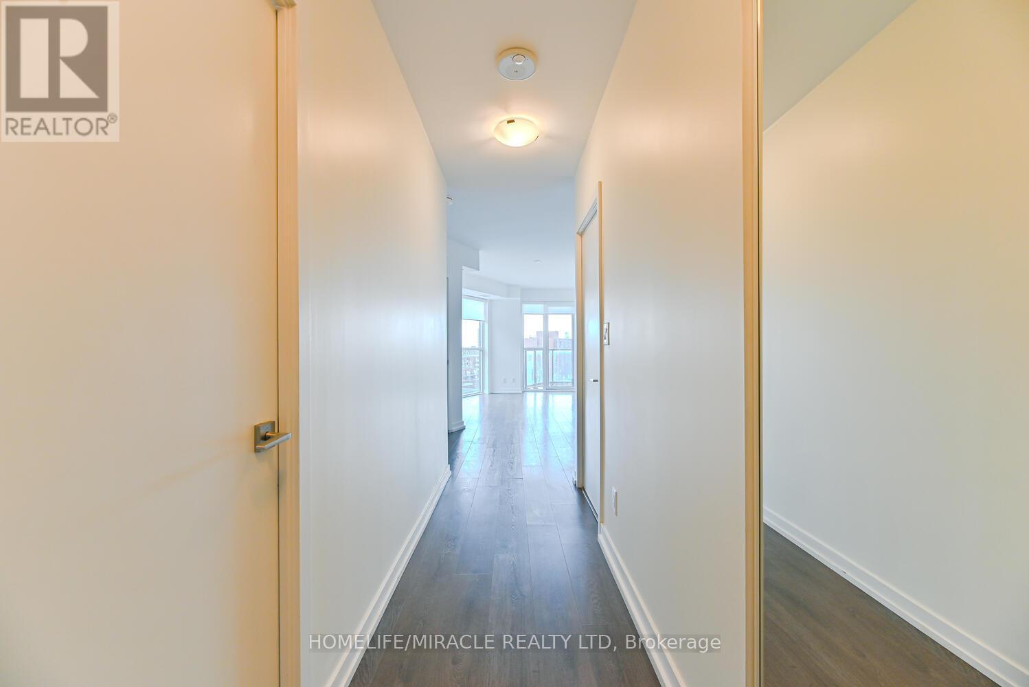 604 - 159 Wellesley Street E, Toronto, Ontario  M4Y 0H5 - Photo 4 - C12479459