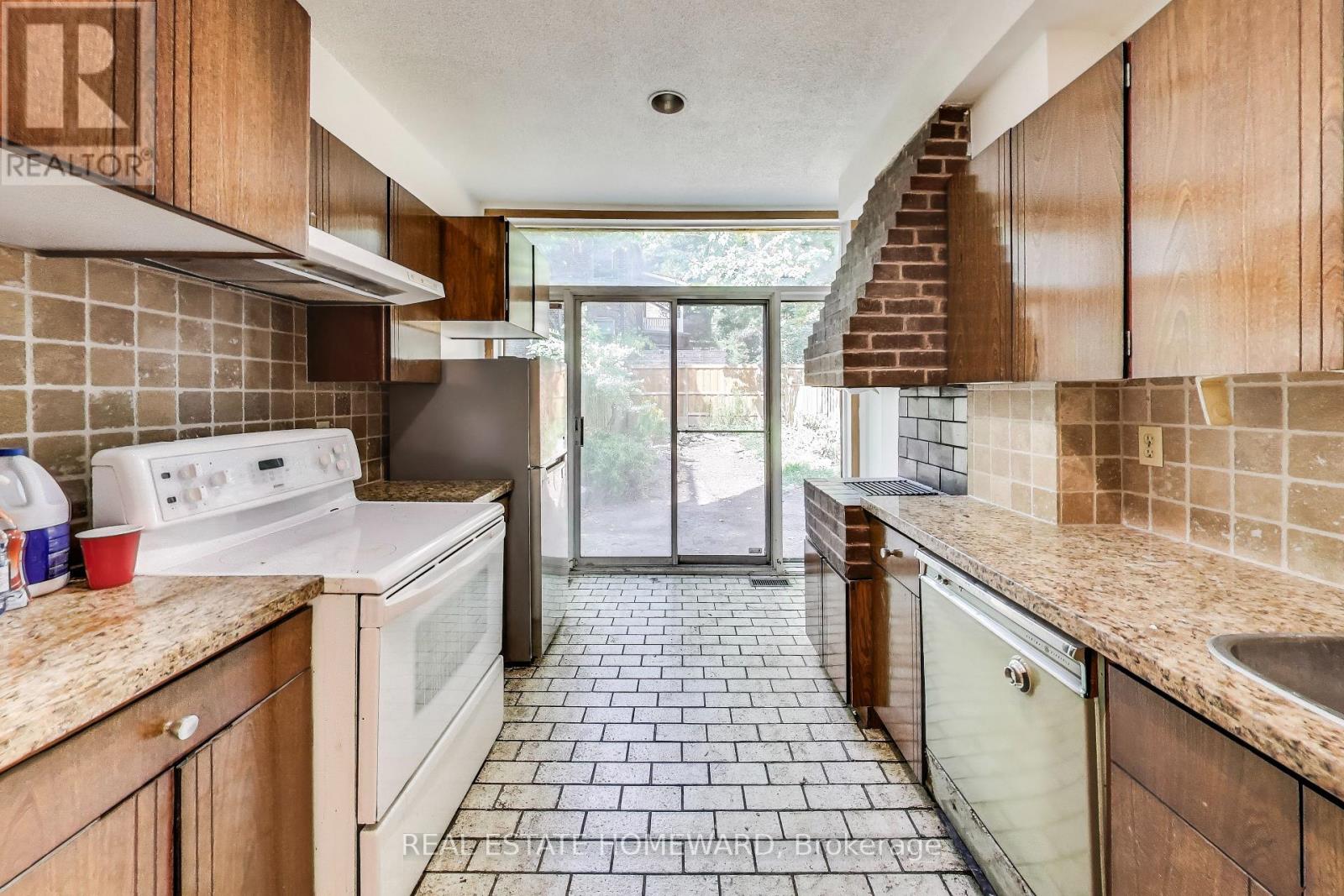 248 Cottingham Street, Toronto, Ontario  M4V 1C6 - Photo 7 - C12479487