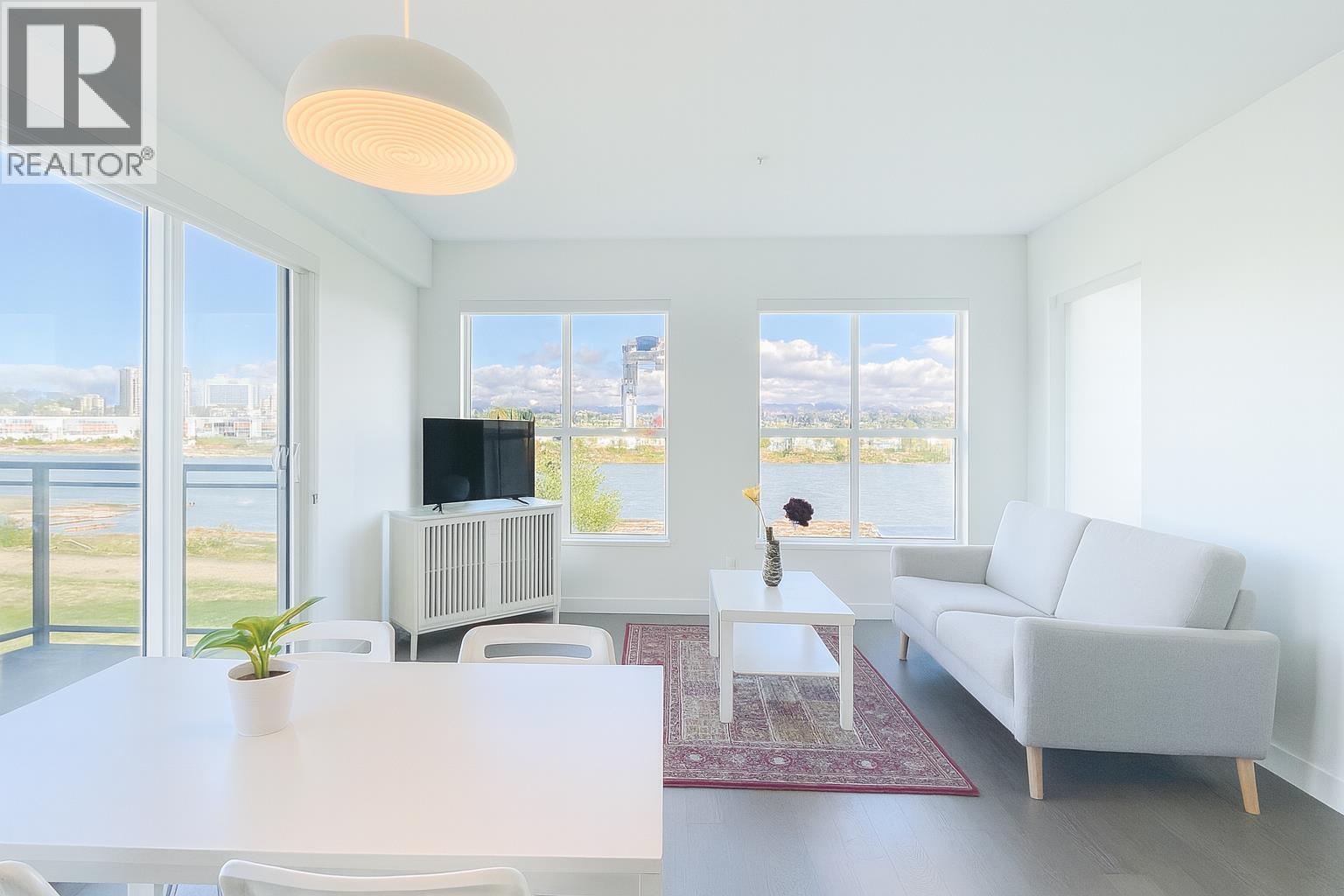 313 10177 RIVER DRIVE, Richmond, British Columbia