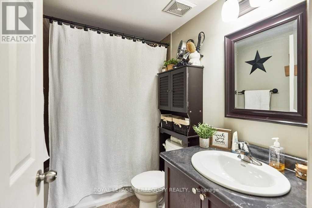 140 Mary Street N, Oshawa, Ontario  L1G 5B9 - Photo 36 - E12479435