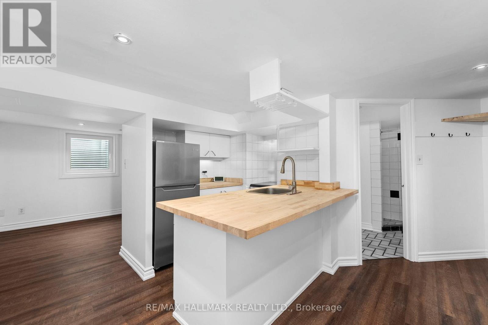 Basement - 412 Coxwell Avenue, Toronto, Ontario  M4L 3B7 - Photo 6 - E12479437