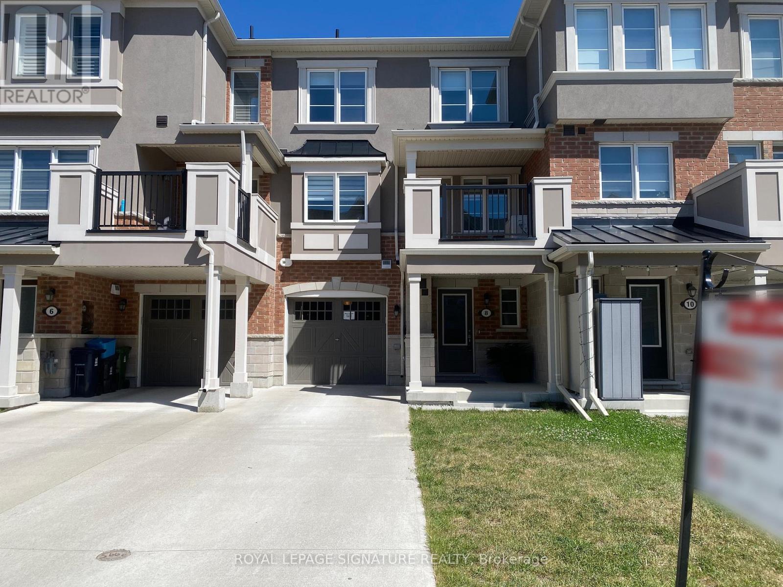 8 Fusilier Drive, Toronto, Ontario  M1L 0J4 - Photo 1 - E12479447