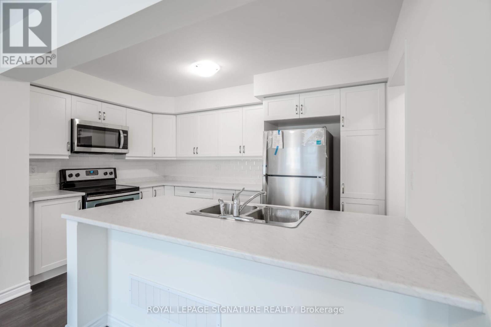8 Fusilier Drive, Toronto, Ontario  M1L 0J4 - Photo 14 - E12479447