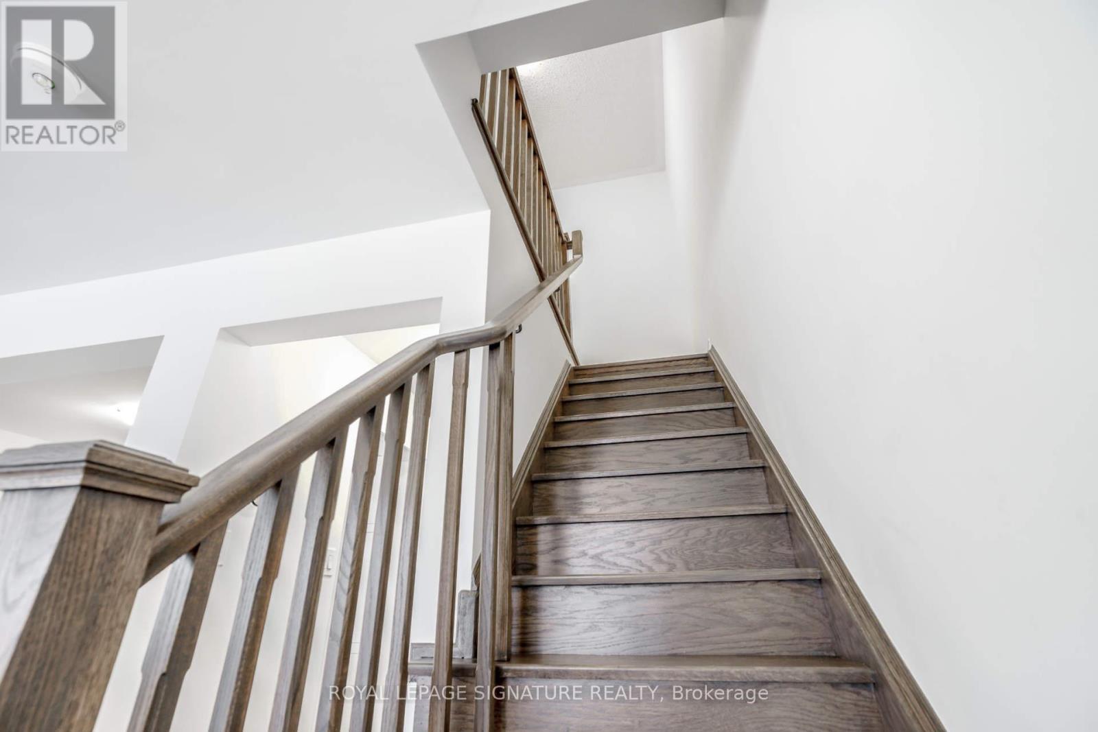 8 Fusilier Drive, Toronto, Ontario  M1L 0J4 - Photo 18 - E12479447