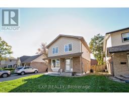6 MOZART COURT, Whitby, Ontario