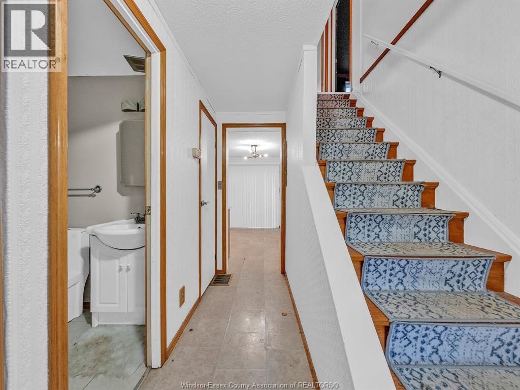 10442 Shenandoah Crescent, Windsor, Ontario  N8R 1B5 - Photo 6 - 25027044
