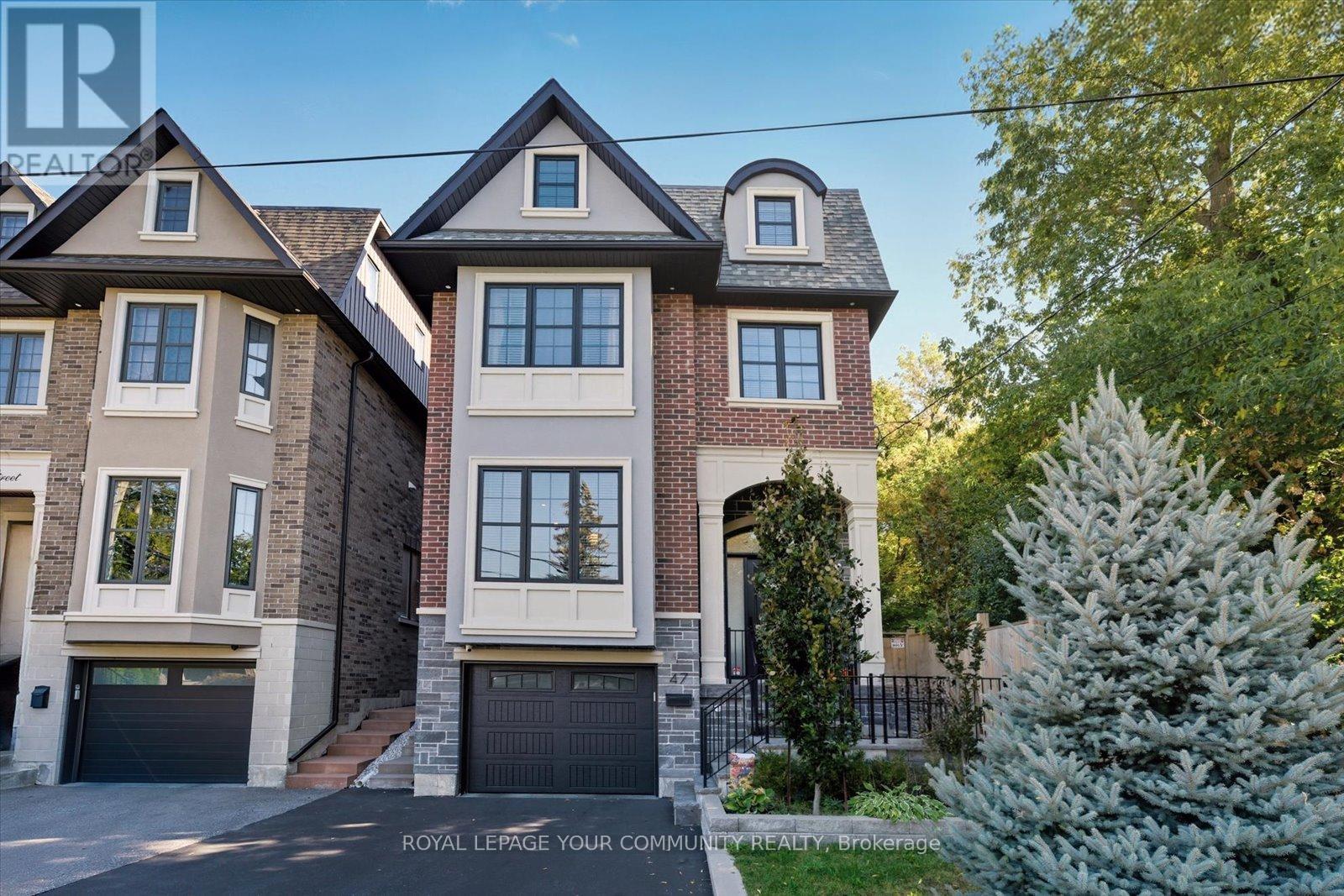 47 HALL STREET, Richmond Hill, Ontario