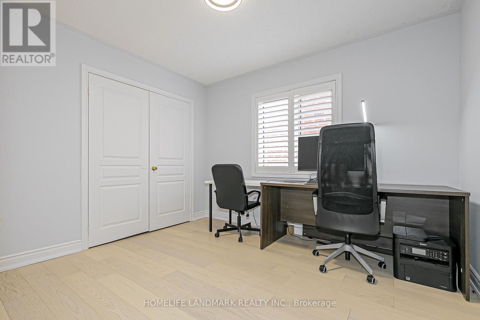 9 Longwood Avenue, Richmond Hill, Ontario  L4E 4B1 - Photo 34 - N12479472