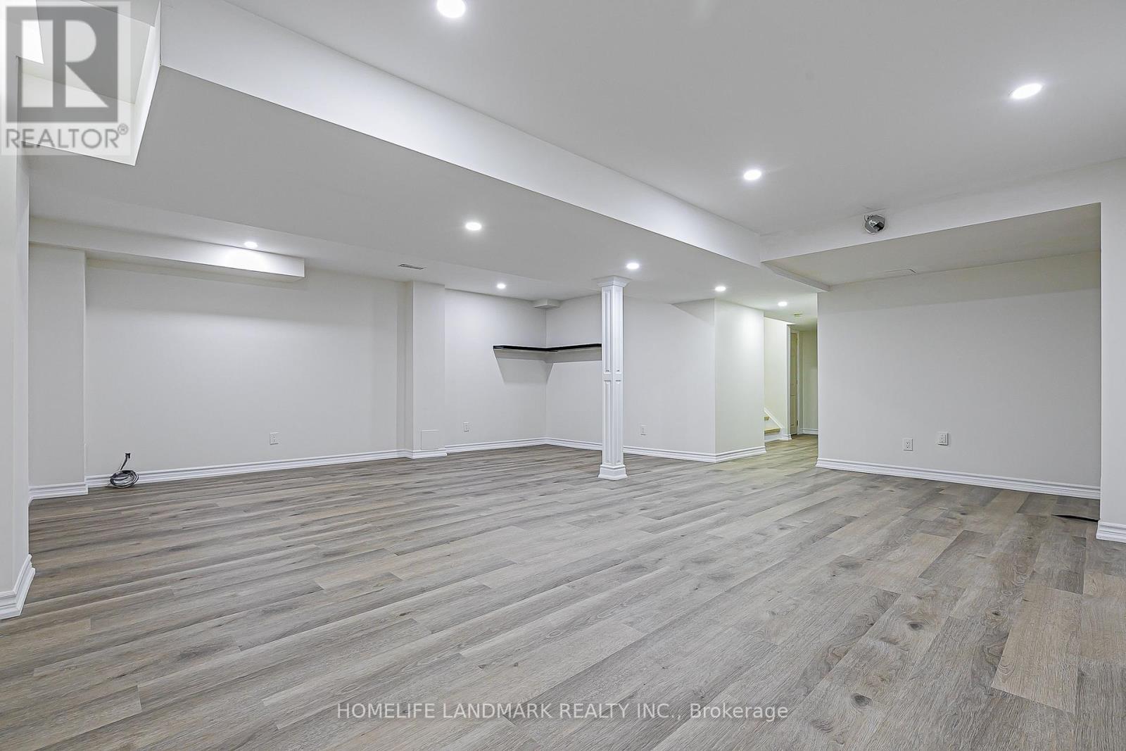 9 Longwood Avenue, Richmond Hill, Ontario  L4E 4B1 - Photo 45 - N12479472