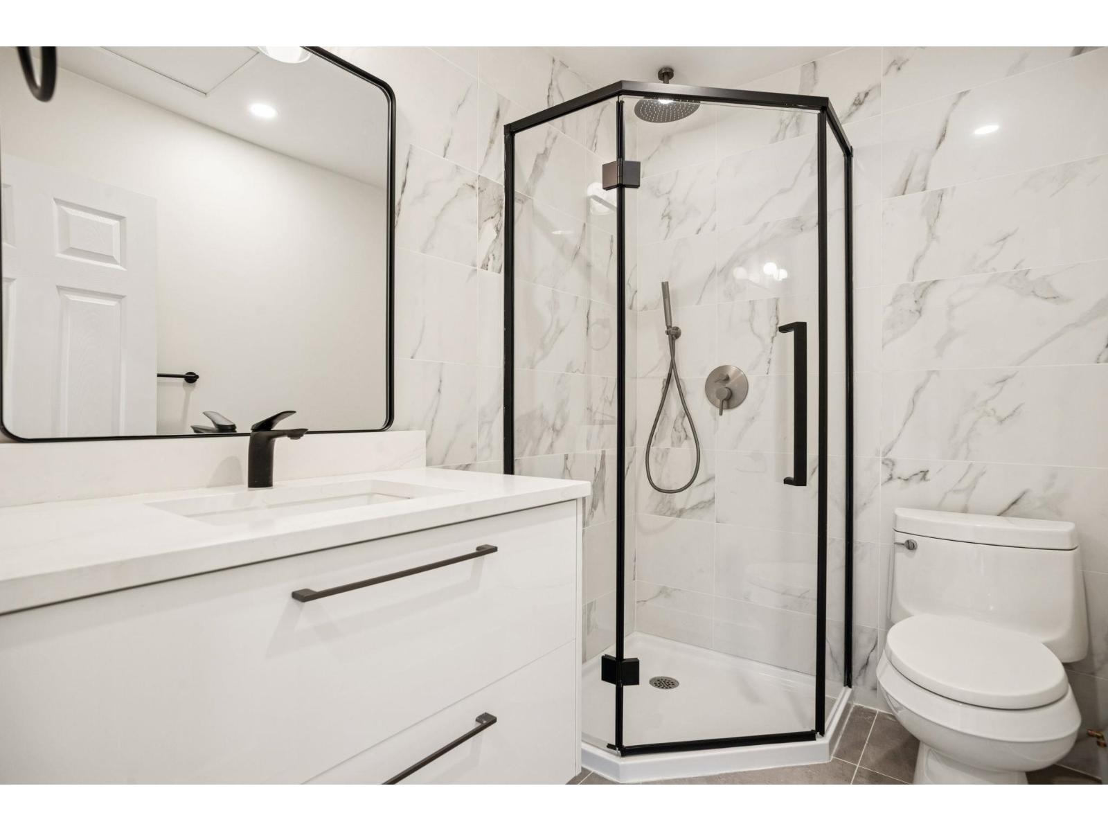 15962 North Bluff Road, White Rock, British Columbia  V4B 3G8 - Photo 25 - R3061539