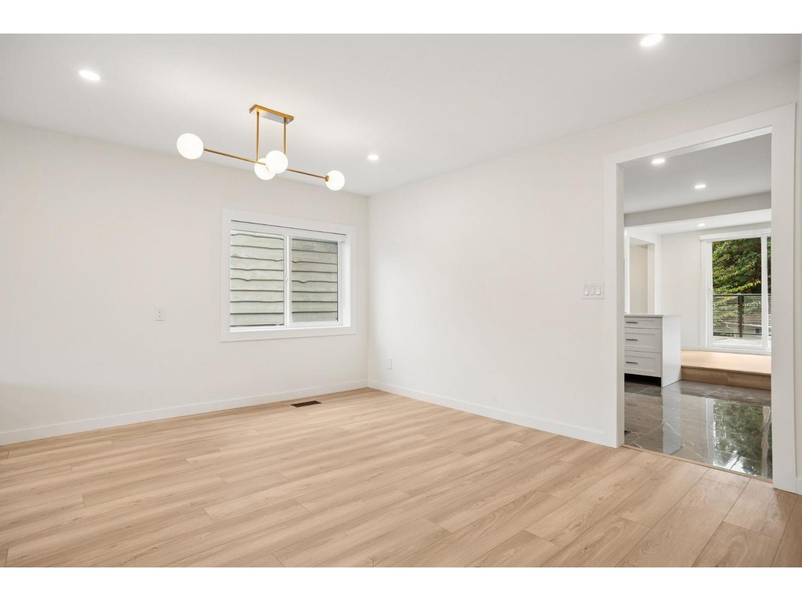 15962 North Bluff Road, White Rock, British Columbia  V4B 3G8 - Photo 7 - R3061539