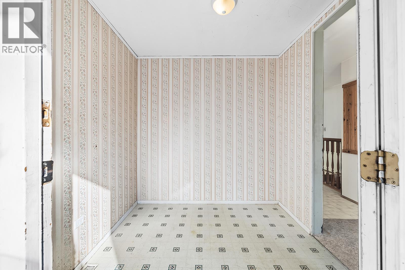 1409 Carney Road, Kimberley, British Columbia  V1A 3M7 - Photo 17 - 10366578