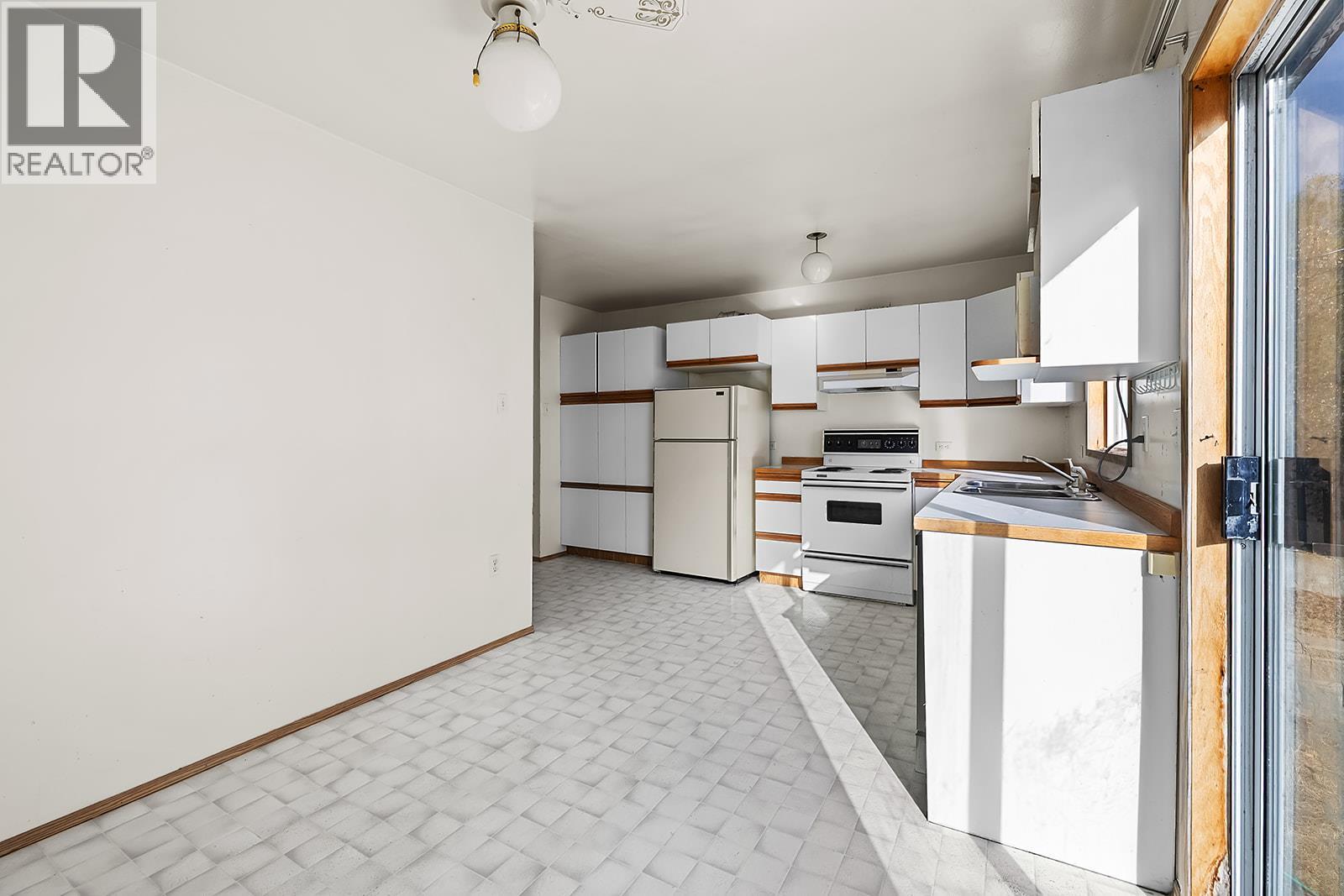 1409 Carney Road, Kimberley, British Columbia  V1A 3M7 - Photo 26 - 10366578