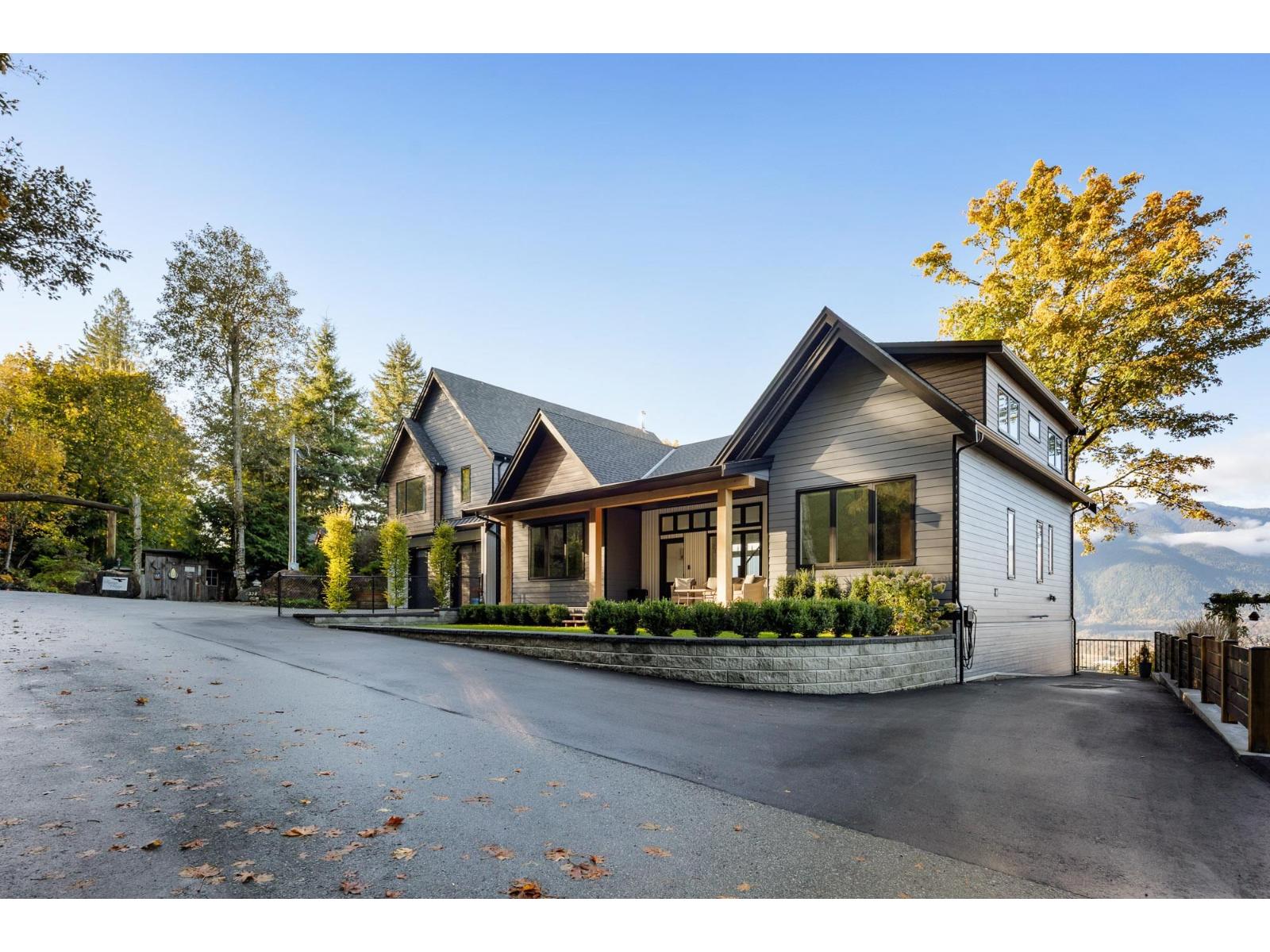 43400 Alameda Drive, Chilliwack Mountain, Chilliwack, British Columbia  V2R 0J9 - Photo 2 - R3061278