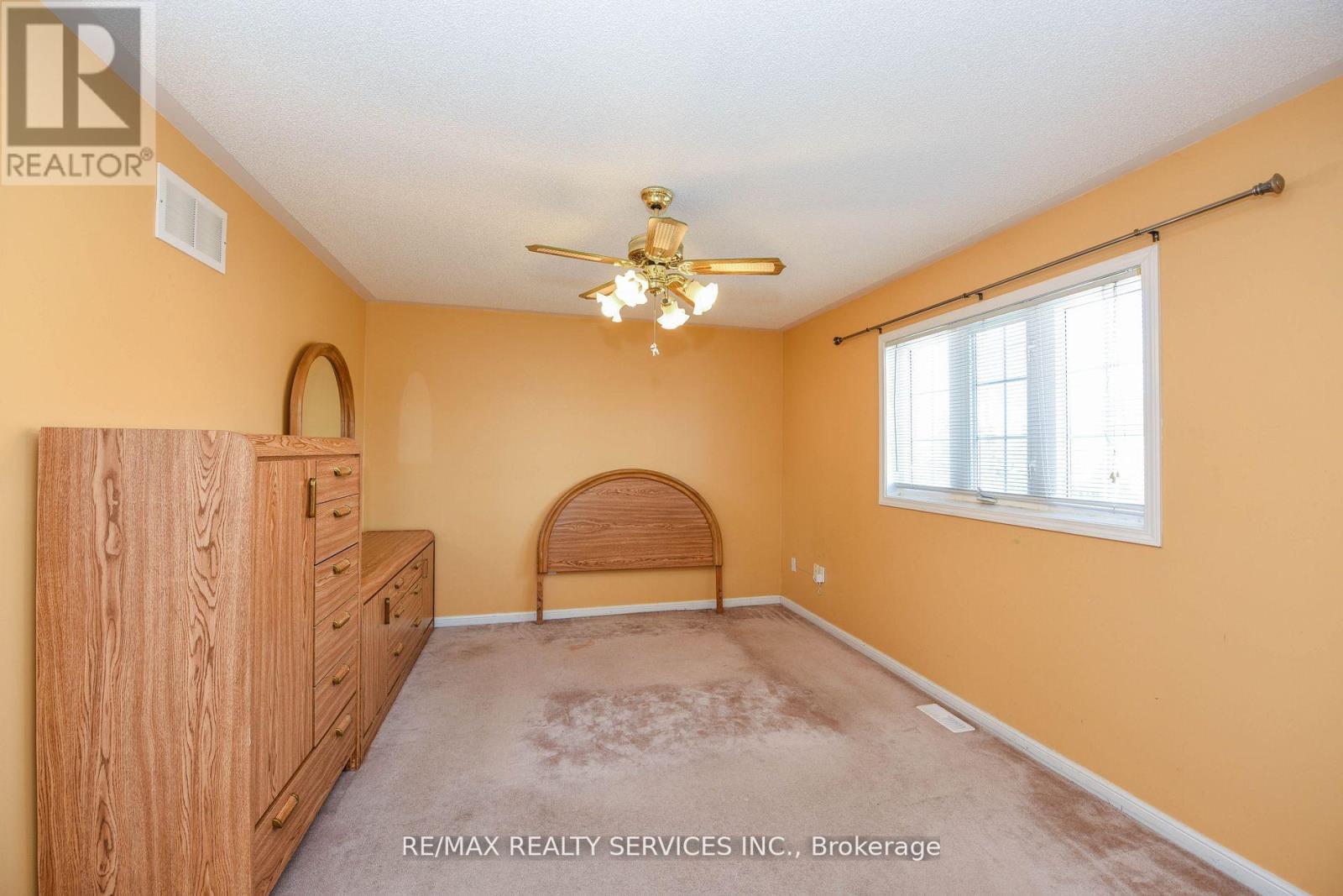 Upper - 172 Native Landing Crescent, Brampton, Ontario  L6X 5A7 - Photo 27 - W12479446