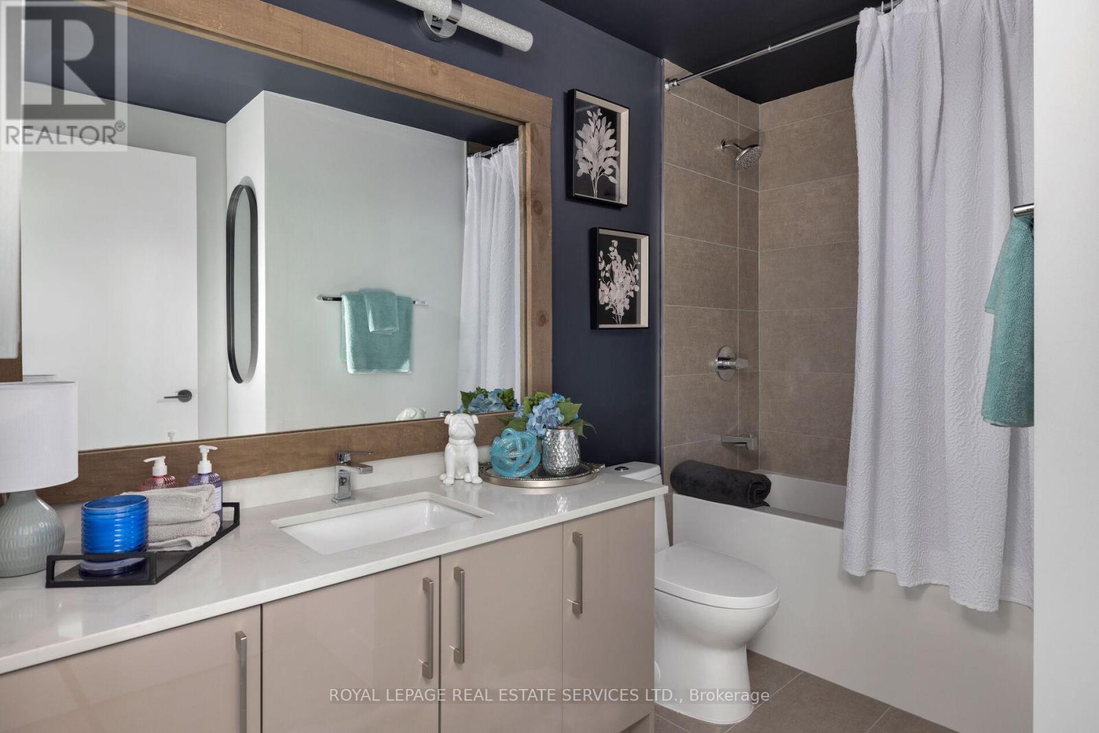 720 - 2450 Old Bronte Road, Oakville, Ontario  L6M 5P6 - Photo 27 - W12479448
