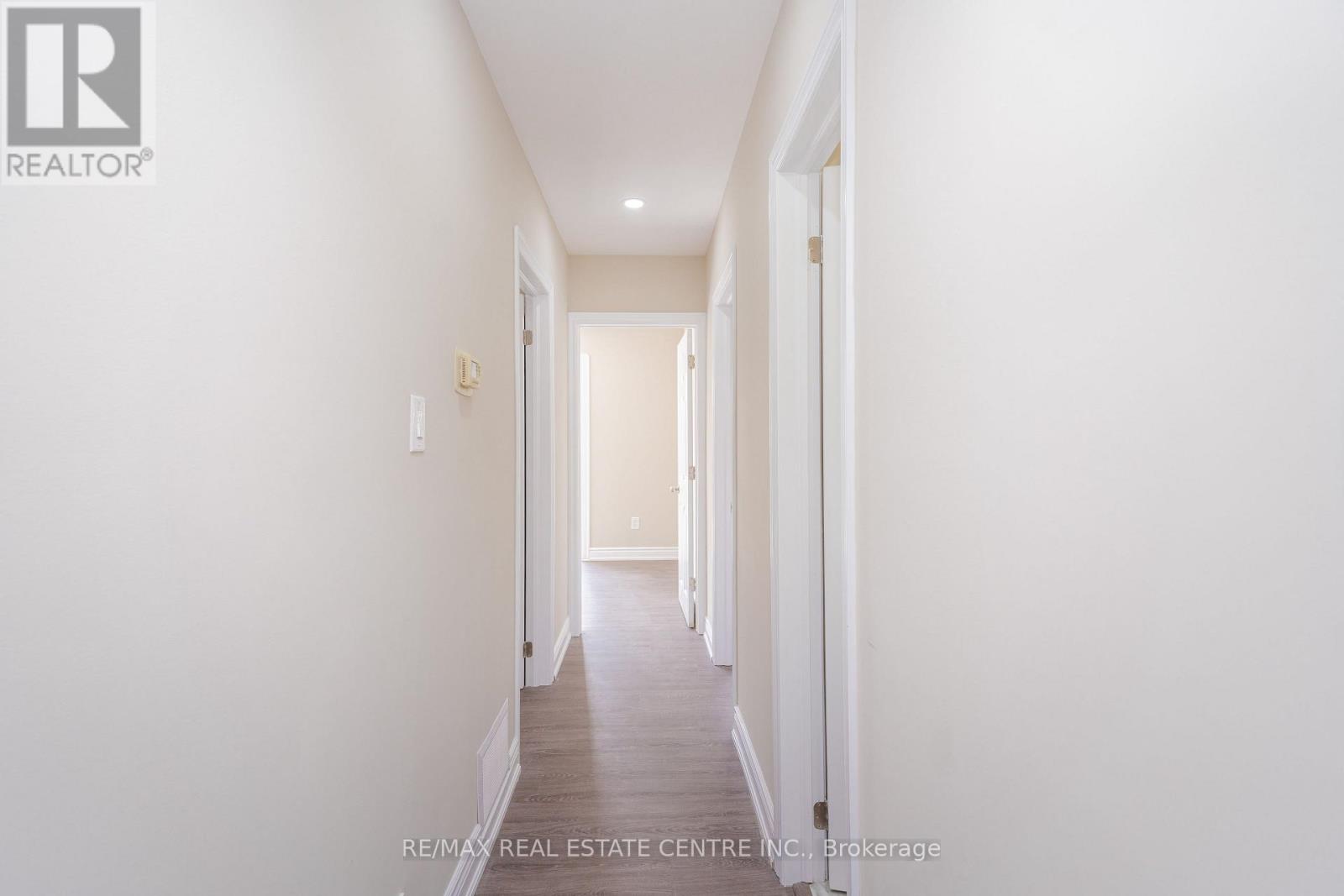 54 Princess Street, Orangeville, Ontario  L9W 1W3 - Photo 11 - W12479450