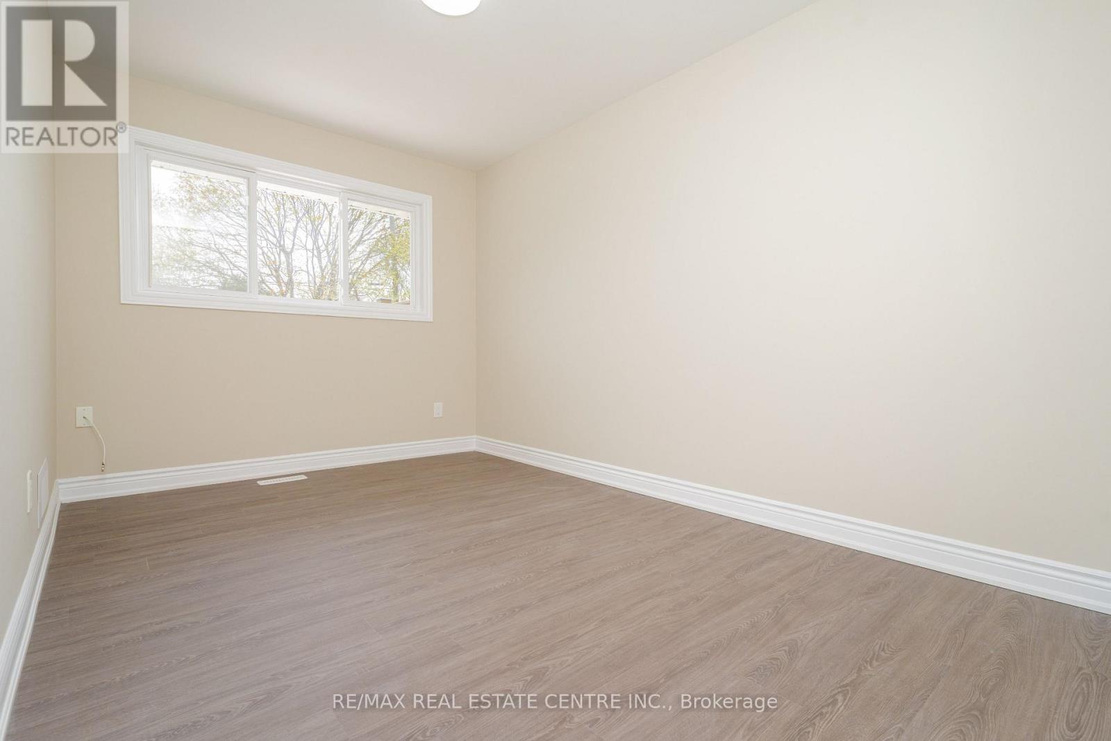 54 Princess Street, Orangeville, Ontario  L9W 1W3 - Photo 12 - W12479450