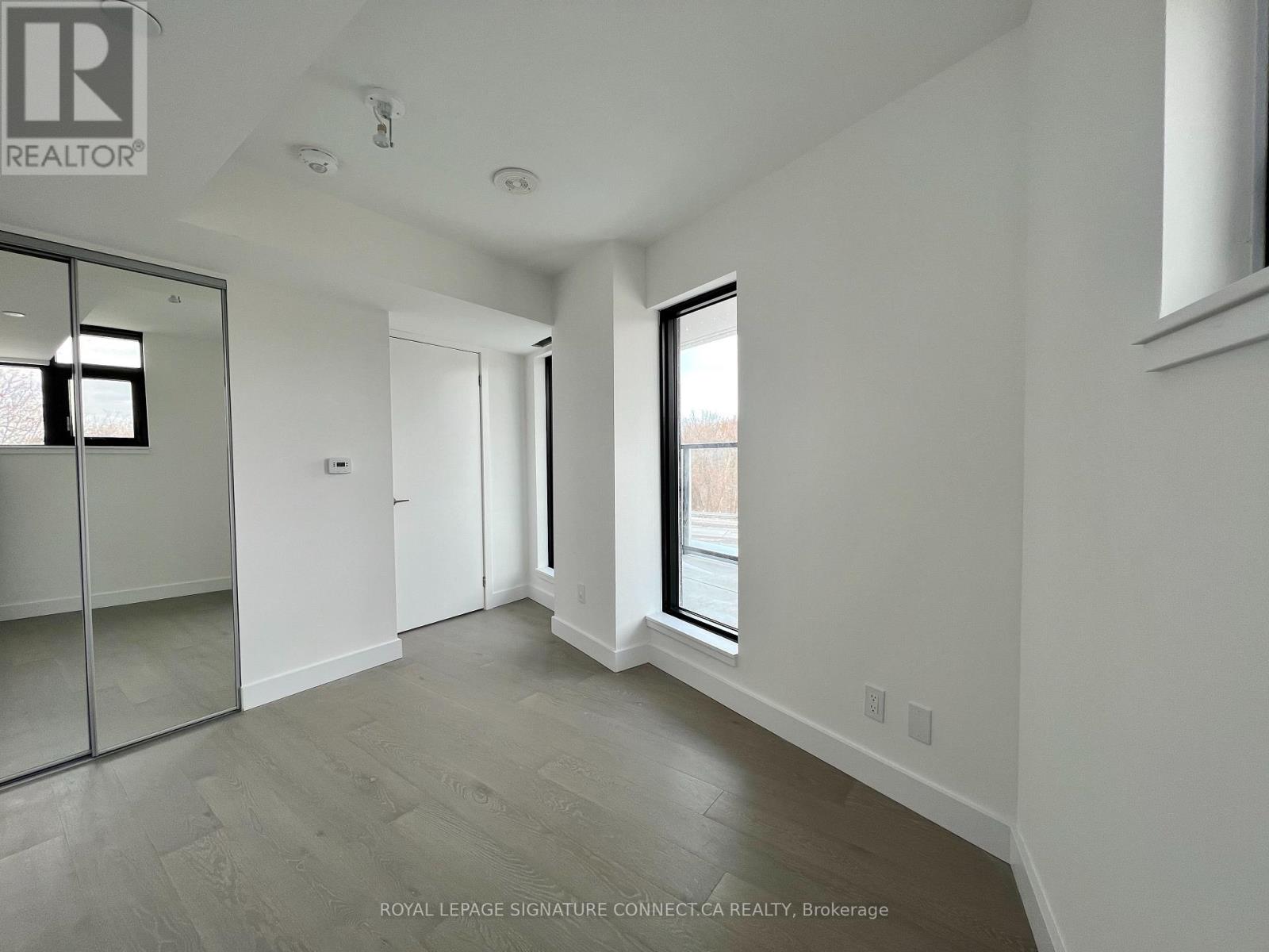 214 - 160 Kingsway Crescent, Toronto, Ontario  M8X 2R2 - Photo 16 - W12479477