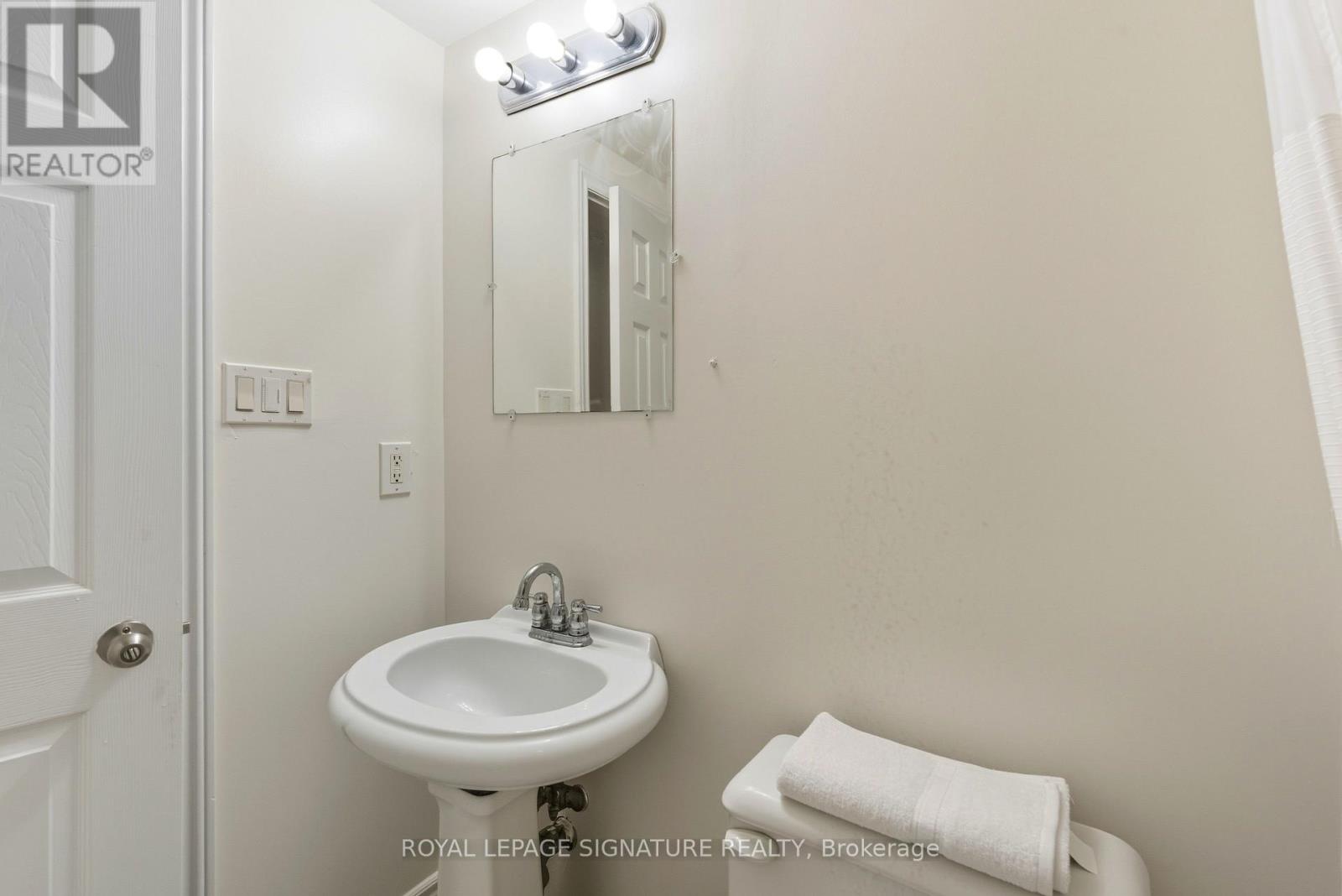 2993 Gulfstream Way, Mississauga, Ontario  L5N 6J8 - Photo 33 - W12479485