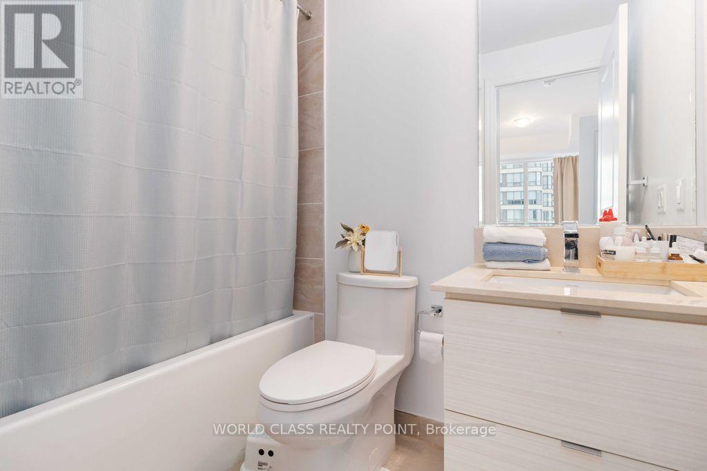 710 - 36 Elm Drive, Mississauga, Ontario  L5B 0N3 - Photo 23 - W12479489