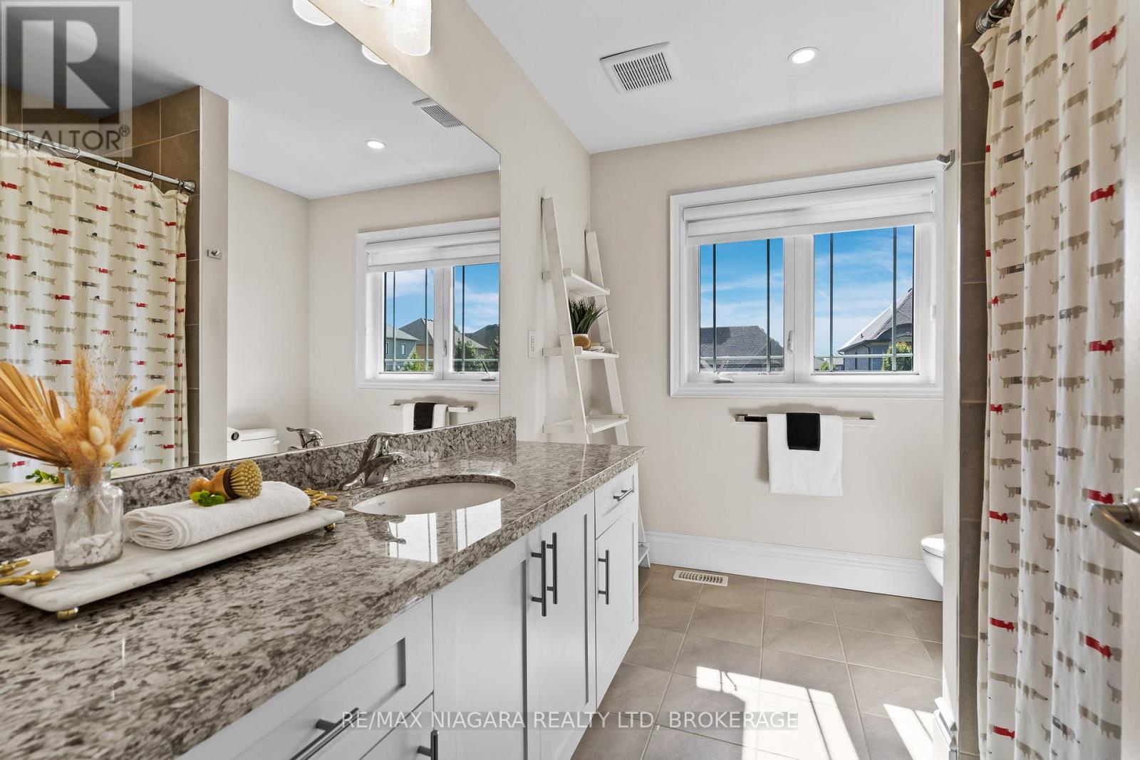 54 Philmori Boulevard, Pelham, Ontario  L0S 1E5 - Photo 20 - X12479518