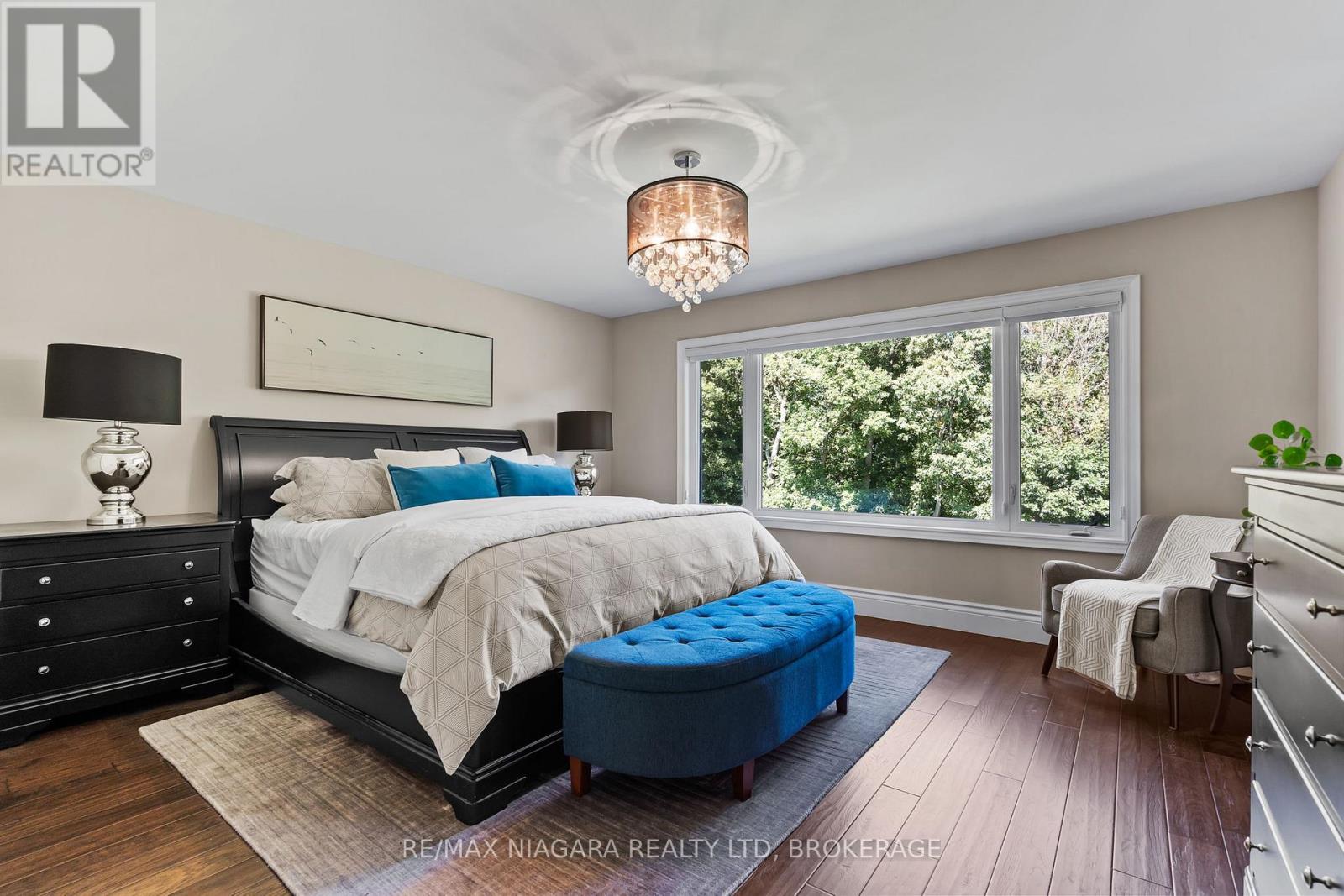 54 Philmori Boulevard, Pelham, Ontario  L0S 1E5 - Photo 25 - X12479518