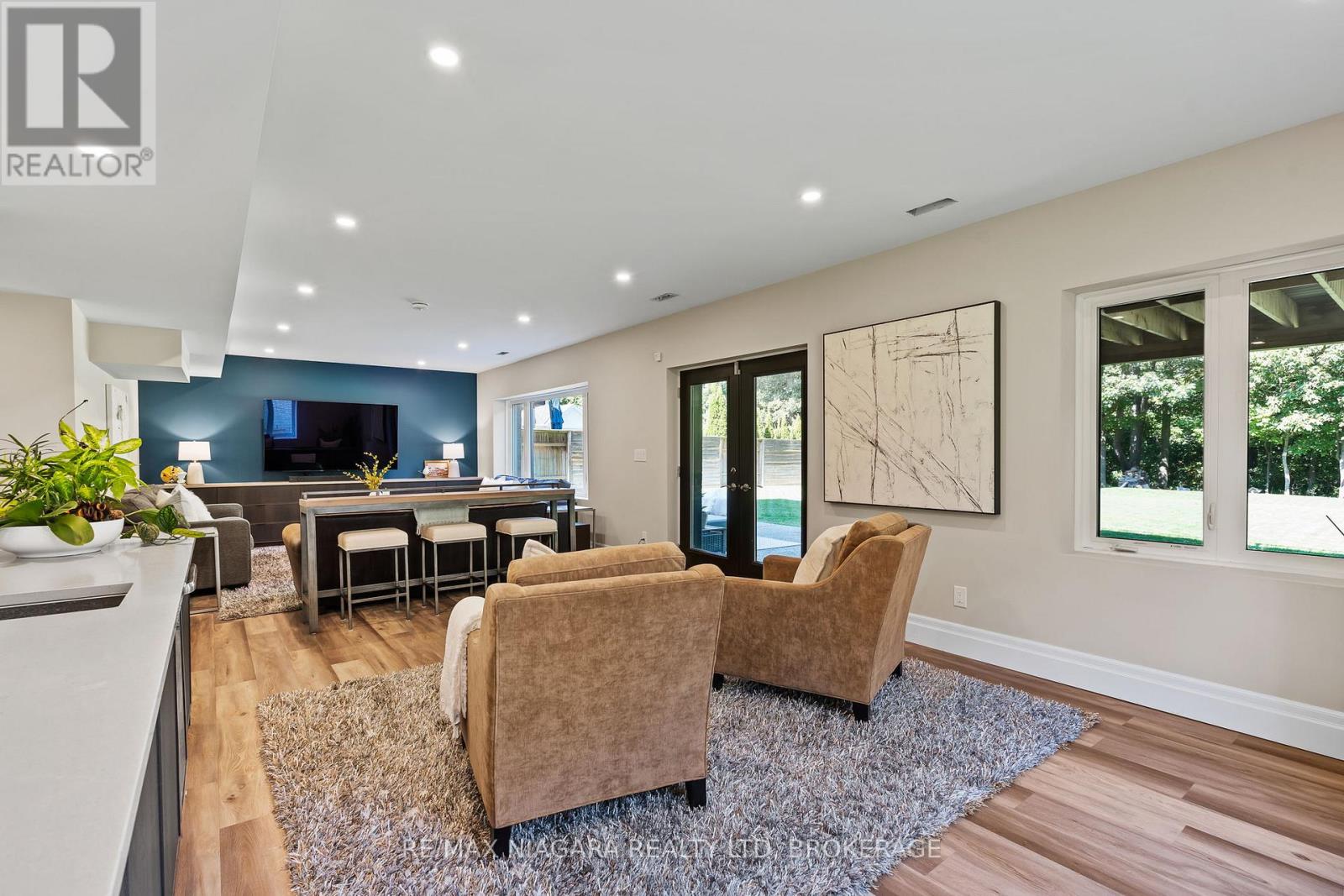 54 Philmori Boulevard, Pelham, Ontario  L0S 1E5 - Photo 33 - X12479518