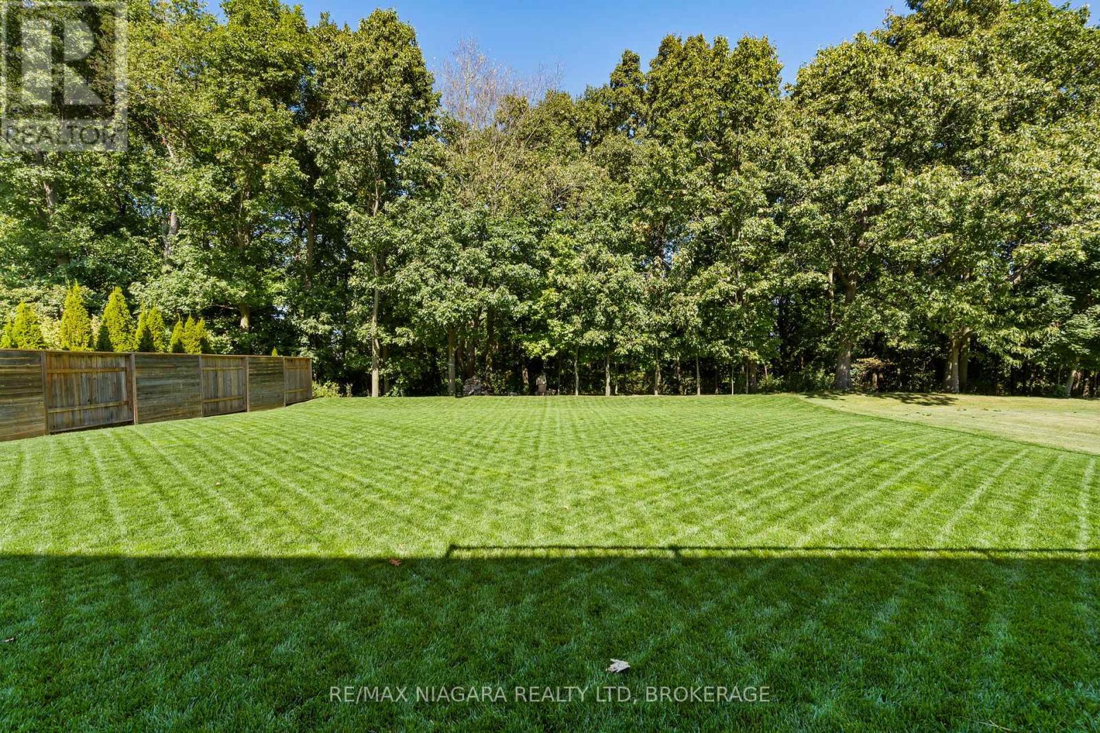 54 Philmori Boulevard, Pelham, Ontario  L0S 1E5 - Photo 39 - X12479518