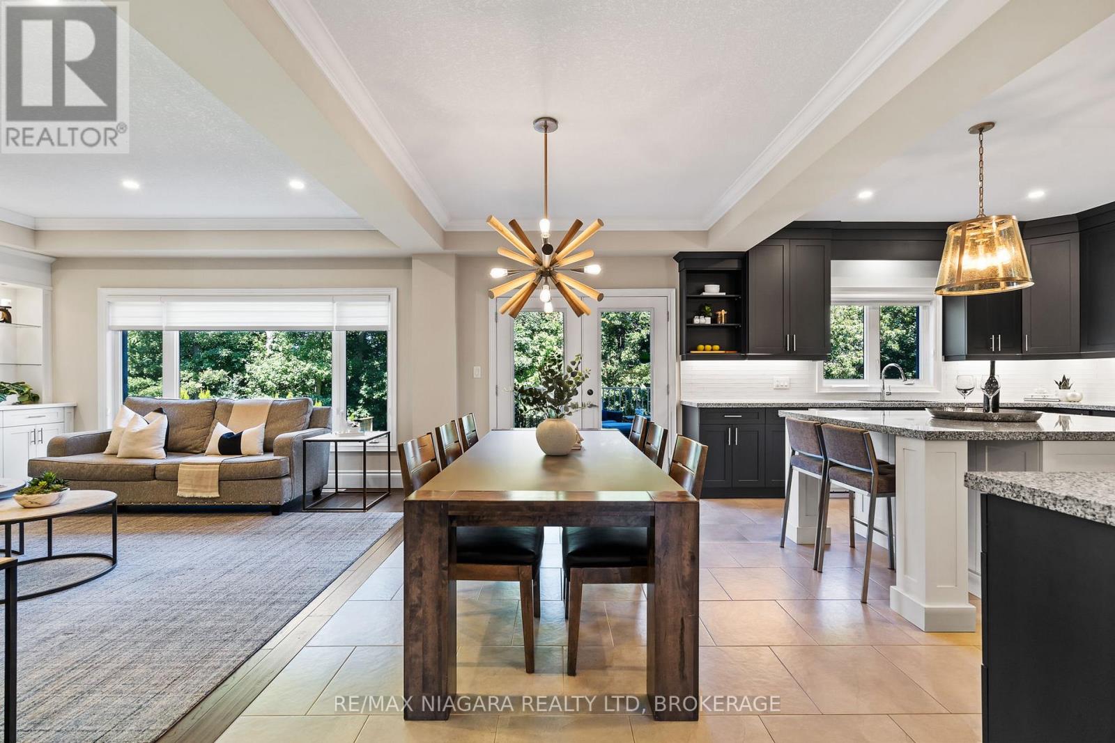 54 Philmori Boulevard, Pelham, Ontario  L0S 1E5 - Photo 7 - X12479518