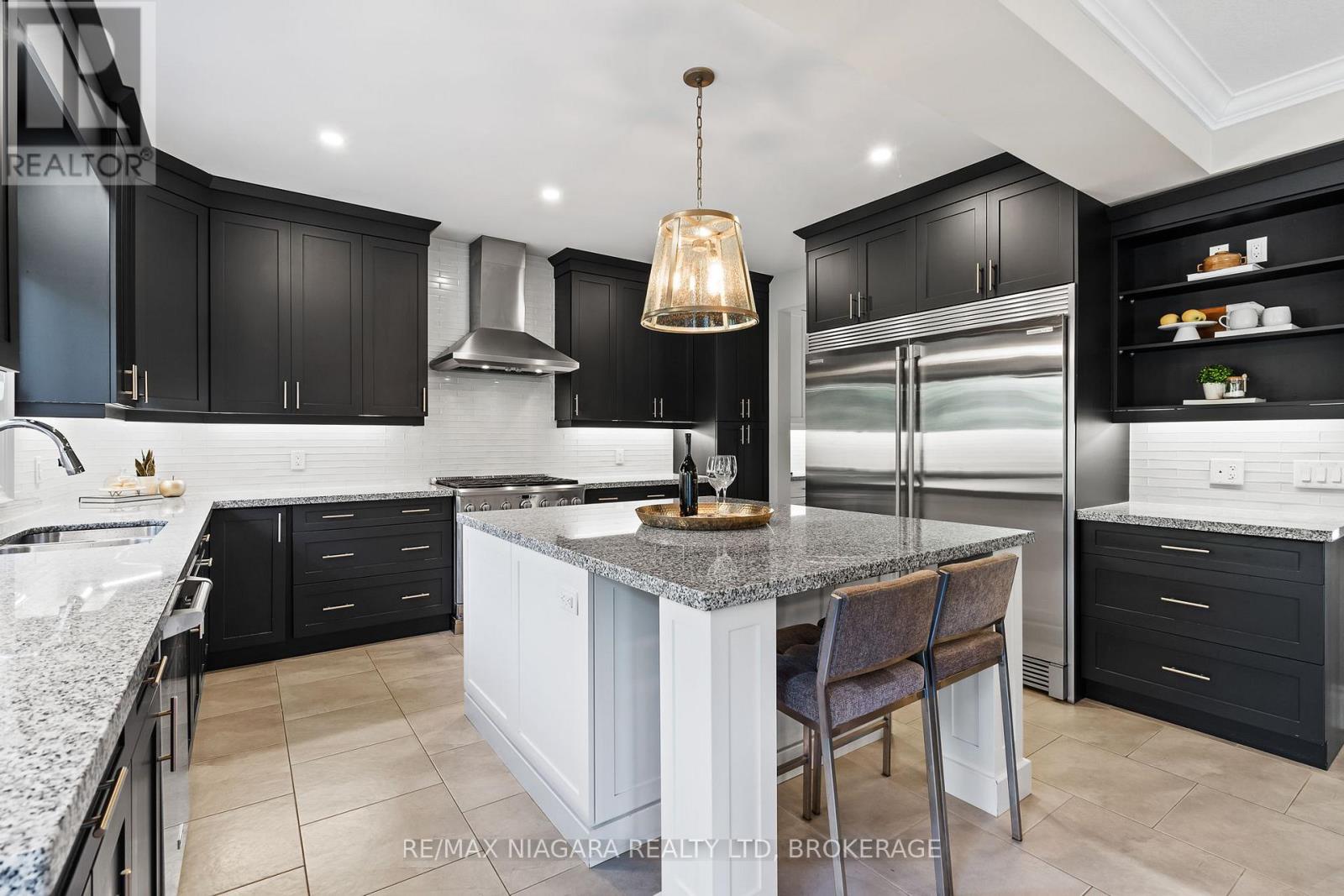 54 Philmori Boulevard, Pelham, Ontario  L0S 1E5 - Photo 8 - X12479518