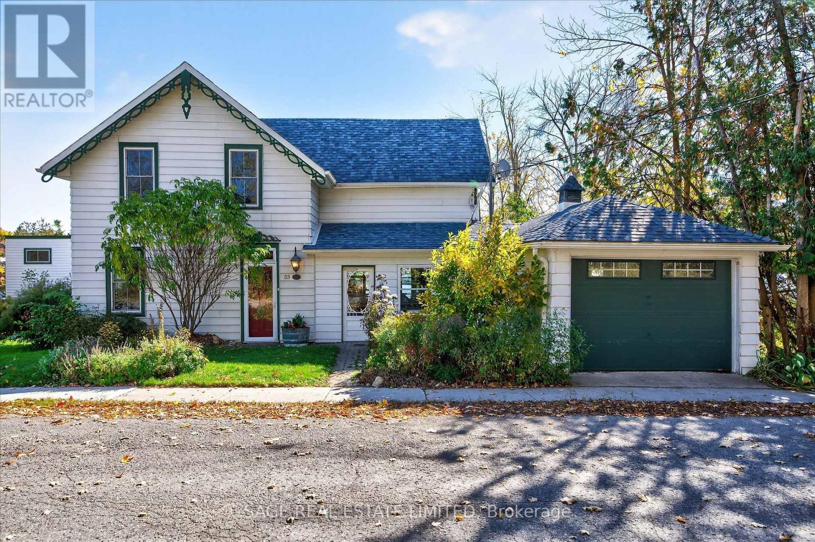 33 NORTH WATER STREET, Kawartha Lakes, Ontario